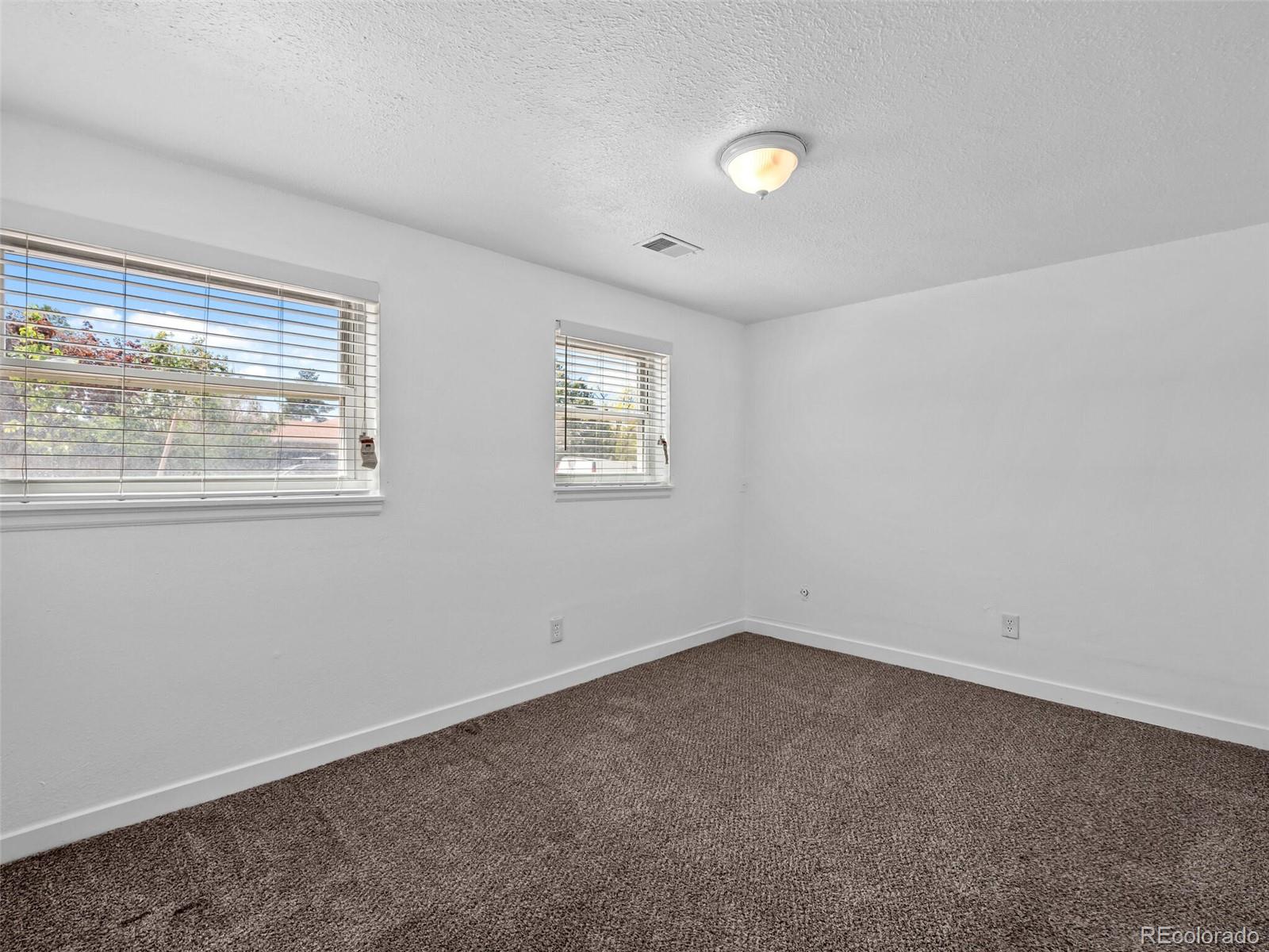 MLS Image #15 for 11548 e center drive,aurora, Colorado