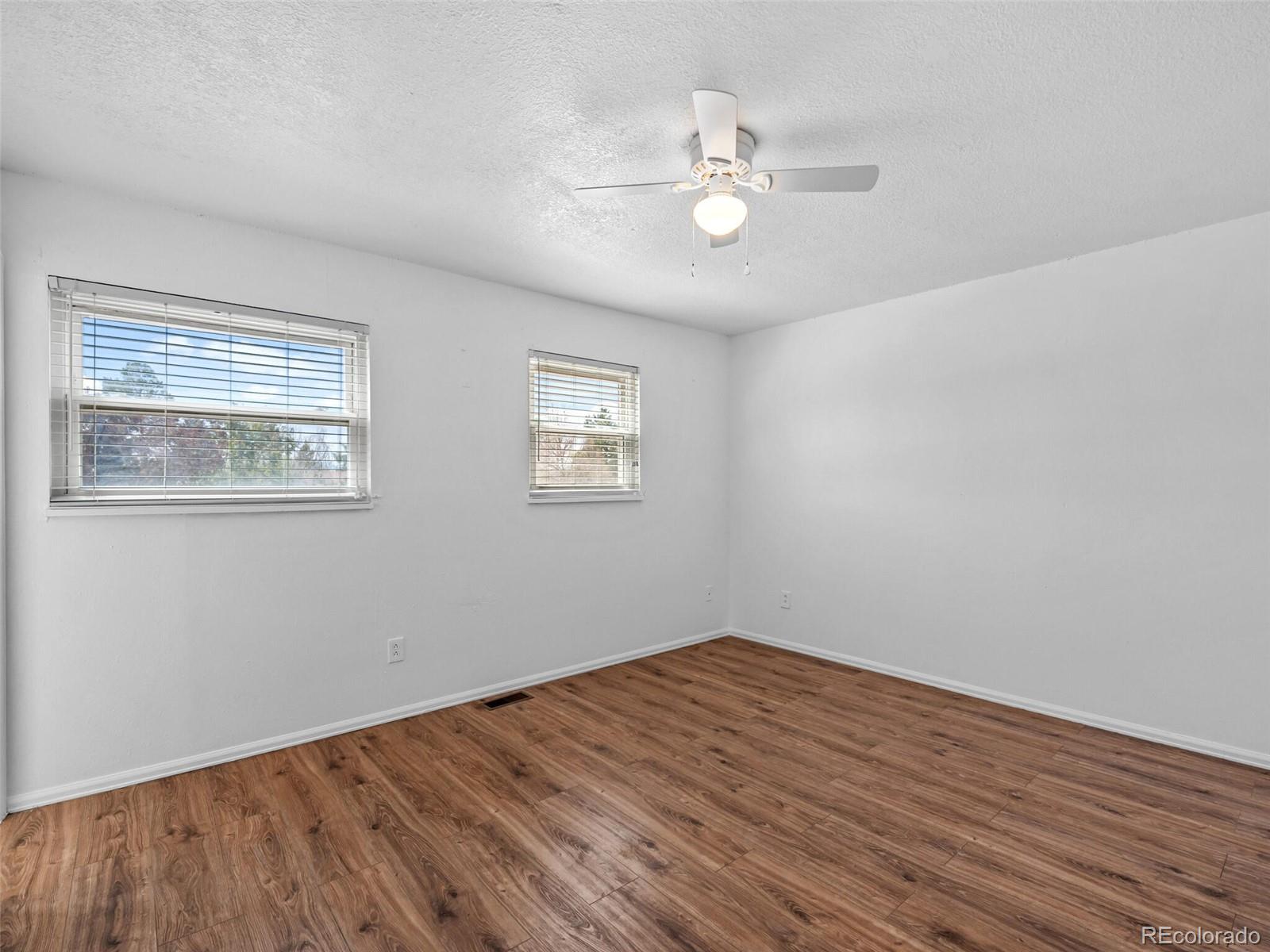 MLS Image #18 for 11548 e center drive,aurora, Colorado