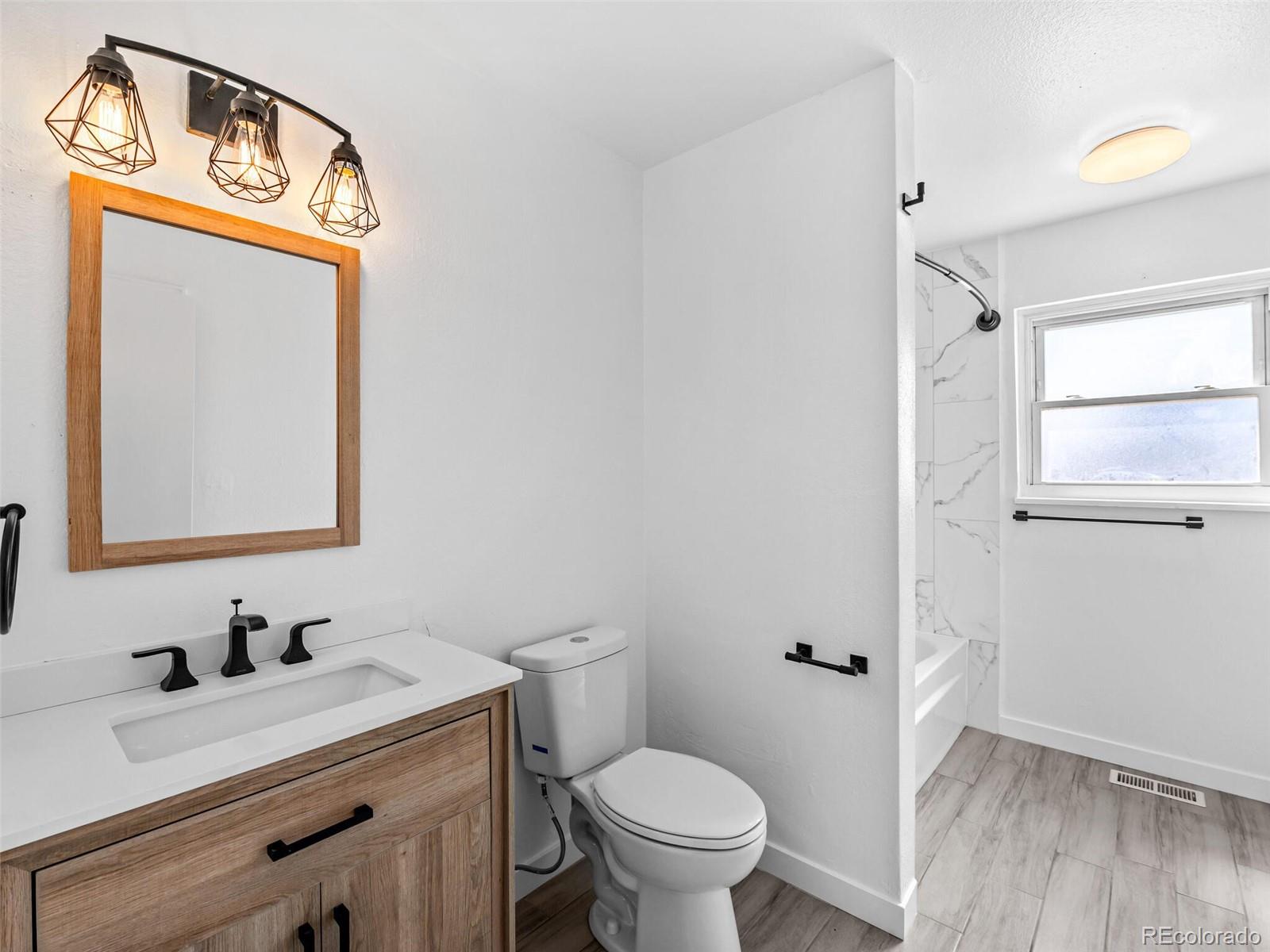MLS Image #19 for 11548 e center drive,aurora, Colorado