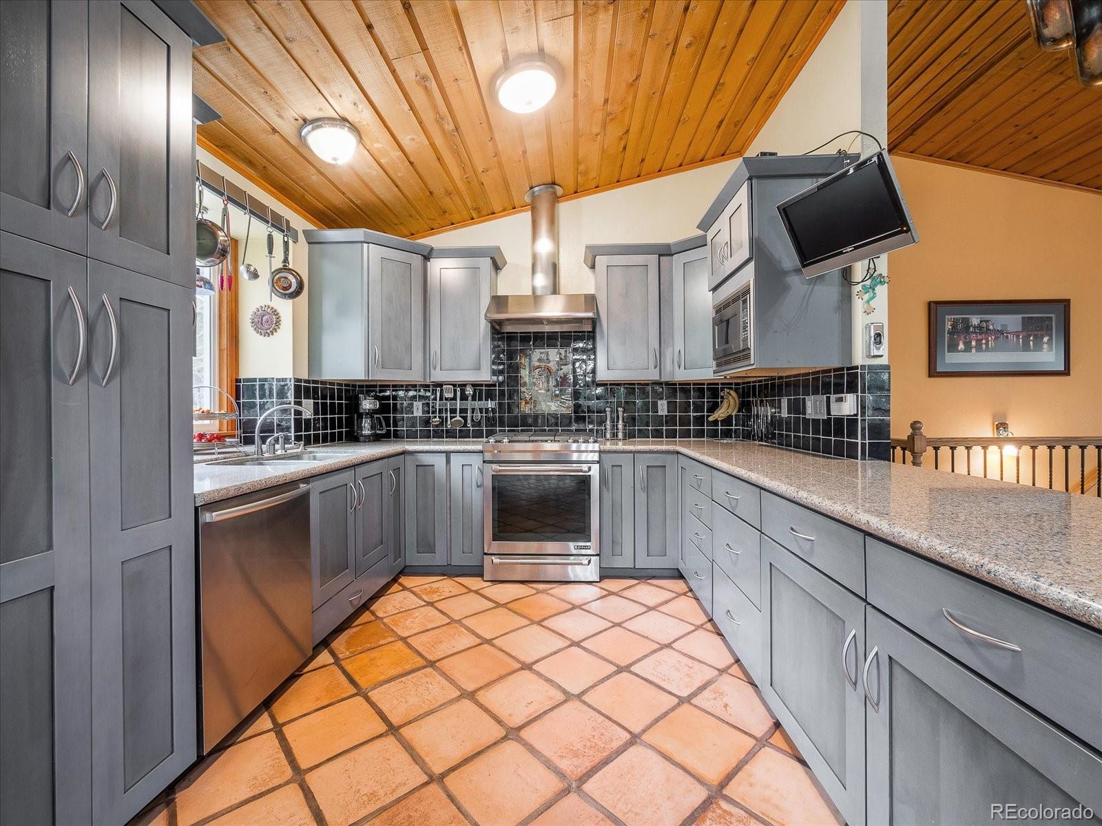 MLS Image #18 for 87  sparrow court,bailey, Colorado