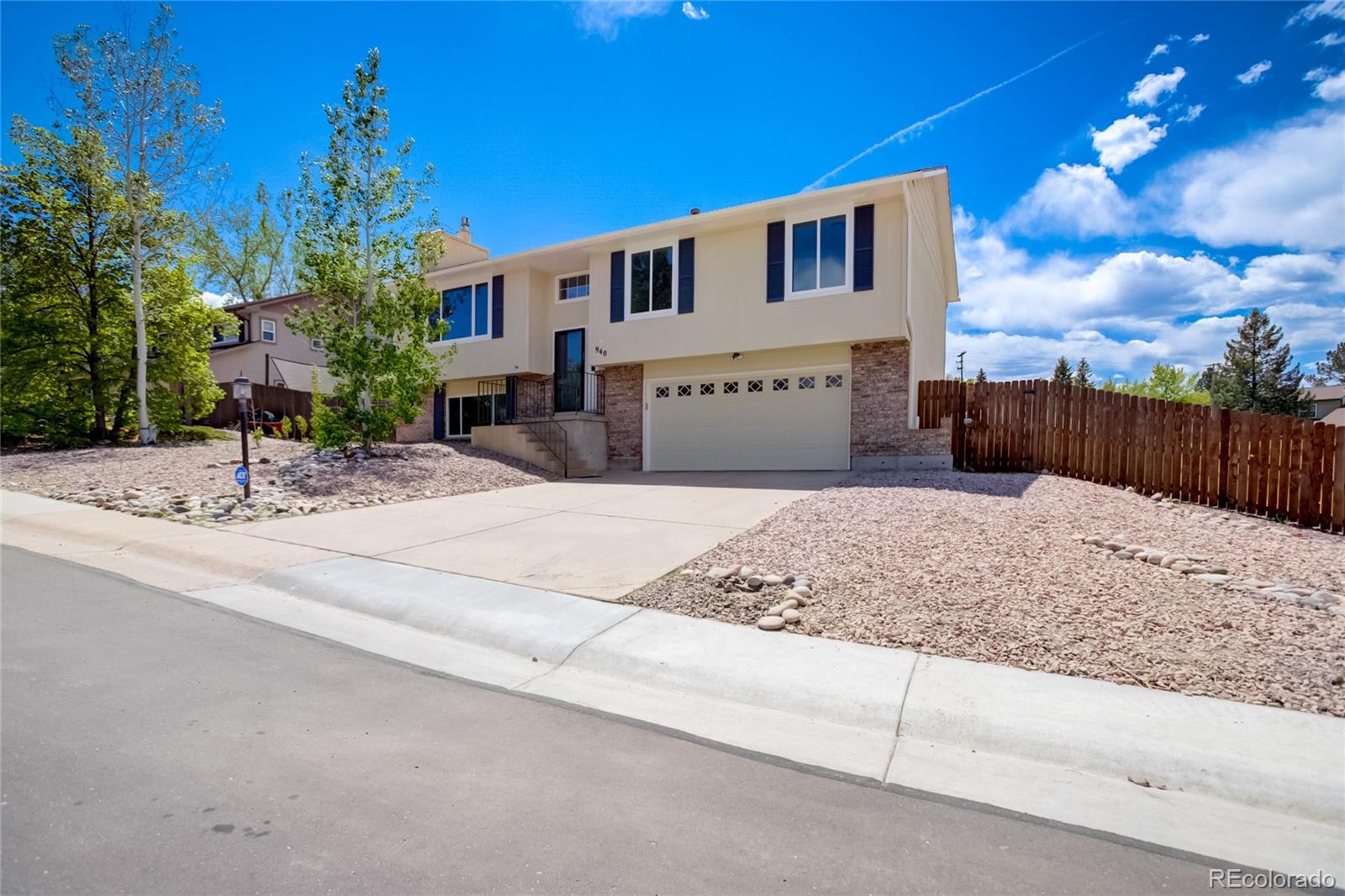 MLS Image #2 for 940  oakwood drive,castle rock, Colorado
