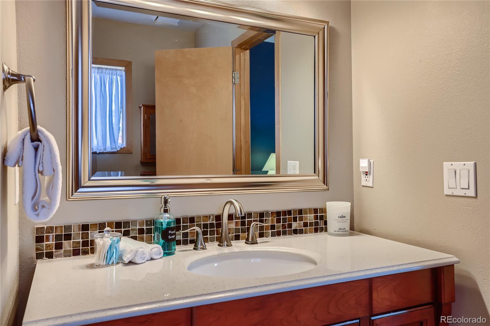 MLS Image #15 for 737  lagoon drive,frisco, Colorado