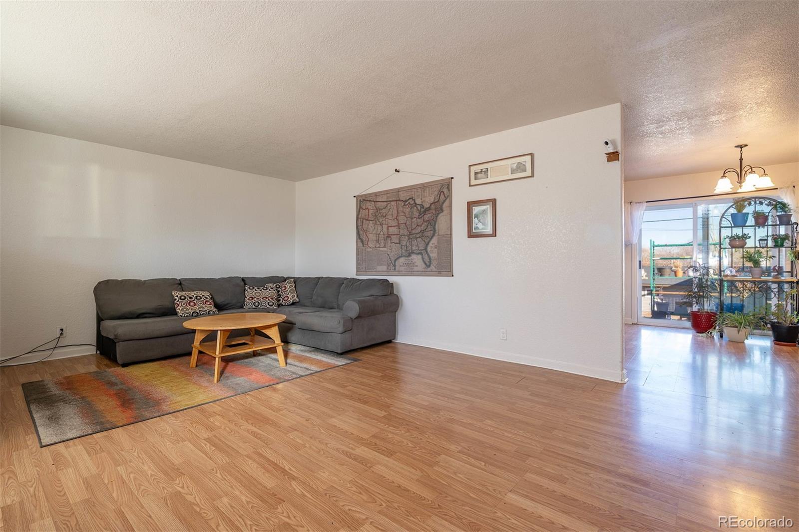 MLS Image #3 for 1605  main street,colorado springs, Colorado