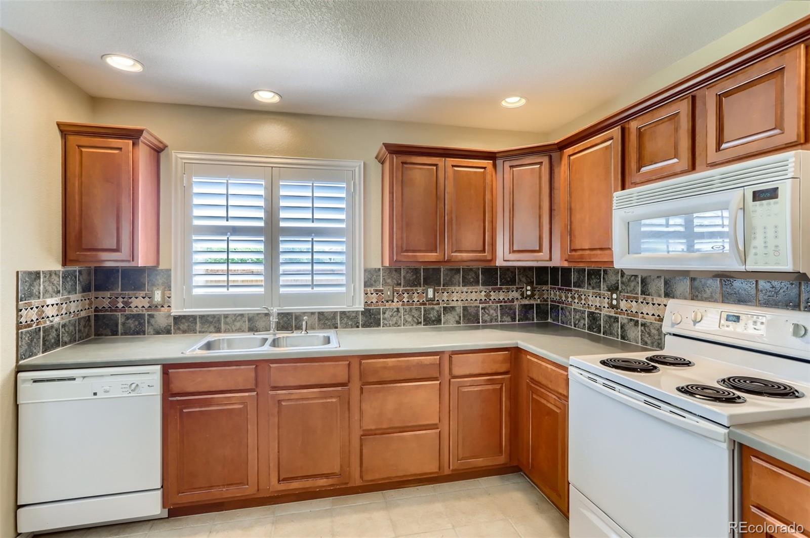 MLS Image #7 for 470  hass court,dacono, Colorado