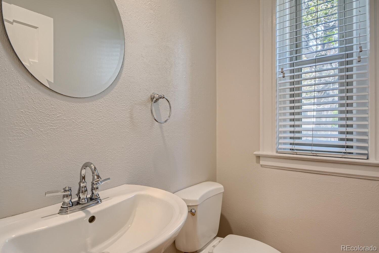 MLS Image #13 for 1728 n emerson street,denver, Colorado