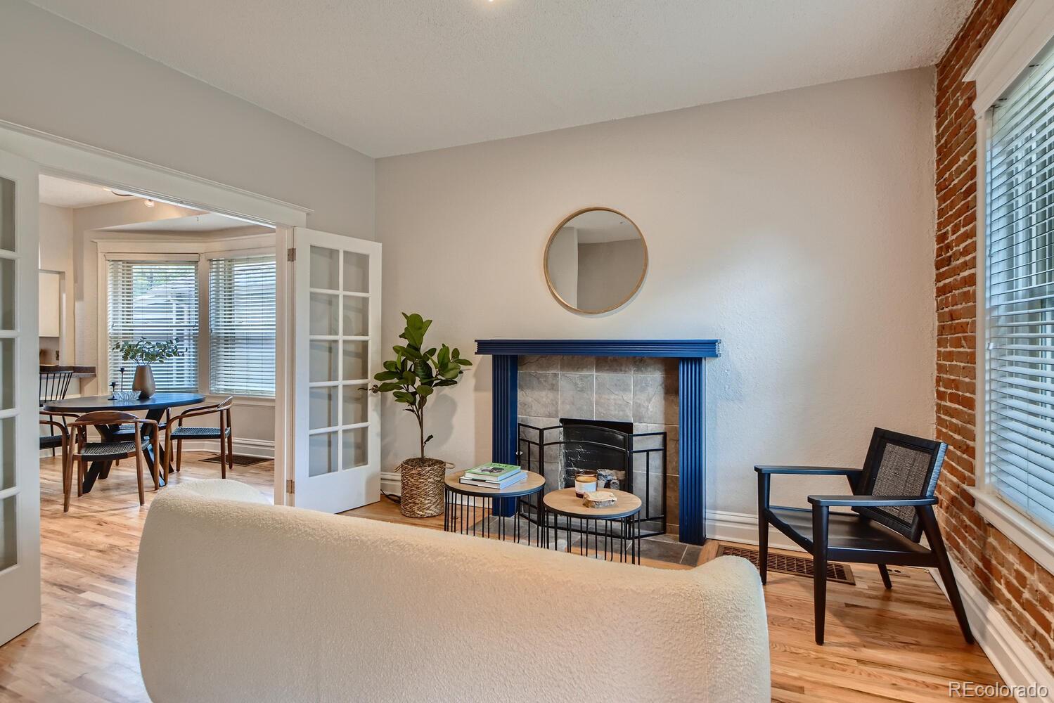 MLS Image #4 for 1728 n emerson street,denver, Colorado