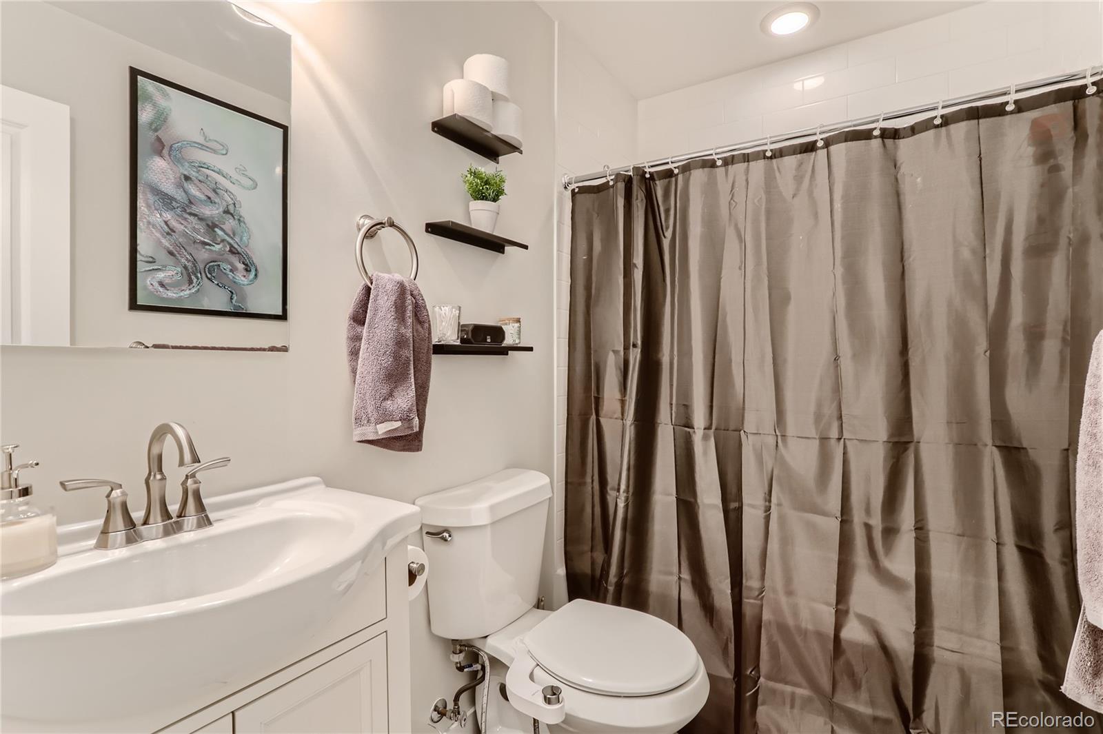 MLS Image #7 for 1235 s wheeling way,aurora, Colorado