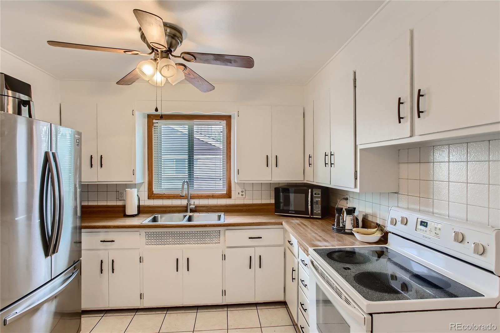 MLS Image #4 for 7041  avrum drive,denver, Colorado