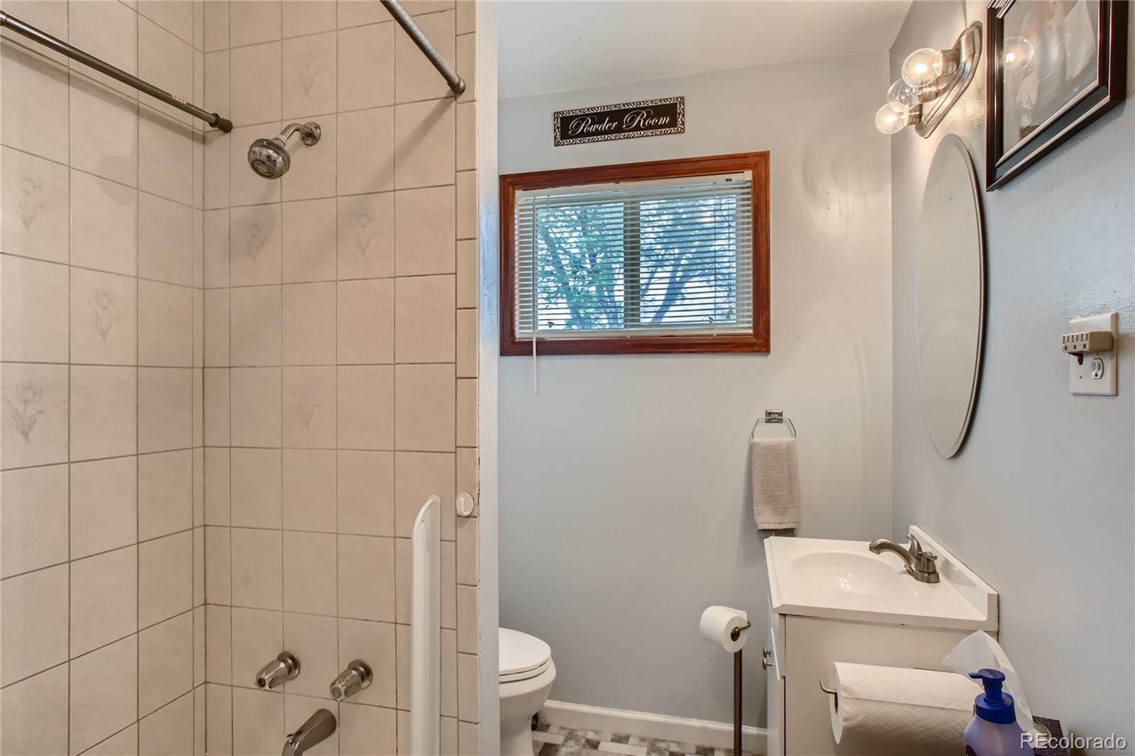 MLS Image #9 for 7041  avrum drive,denver, Colorado