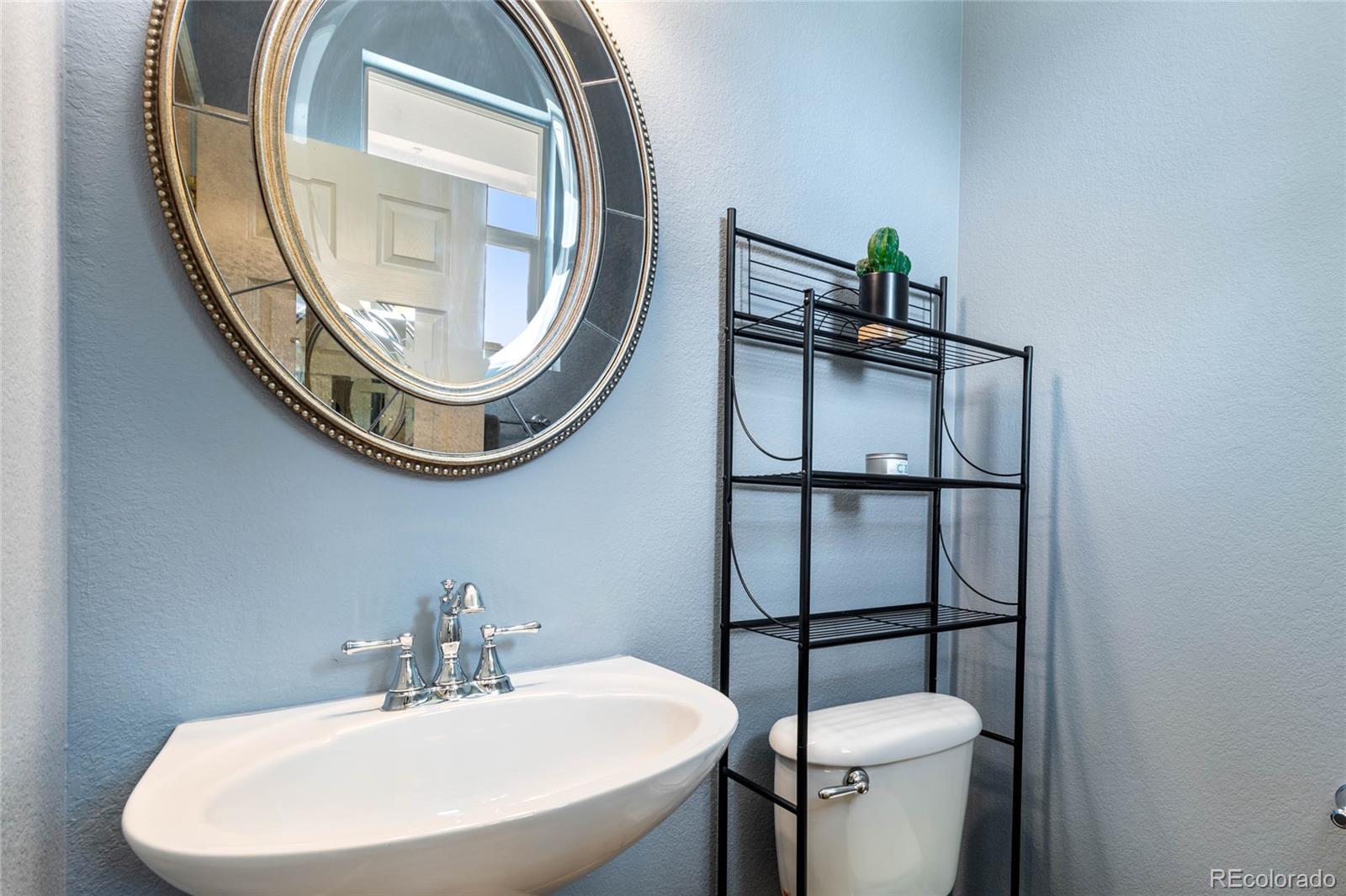 MLS Image #19 for 9158 e 23rd avenue,denver, Colorado