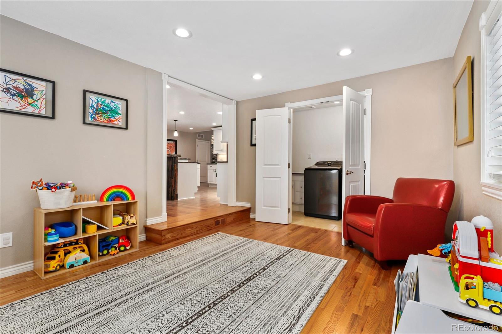 MLS Image #19 for 2001  cody street,lakewood, Colorado