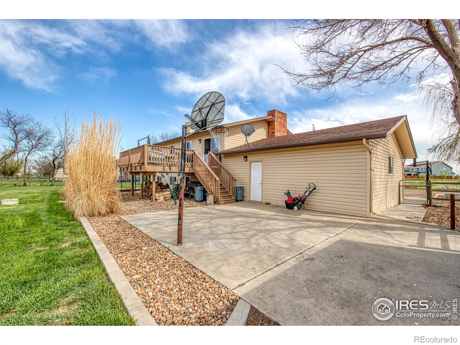 MLS Image #20 for 12345  rock lane,longmont, Colorado