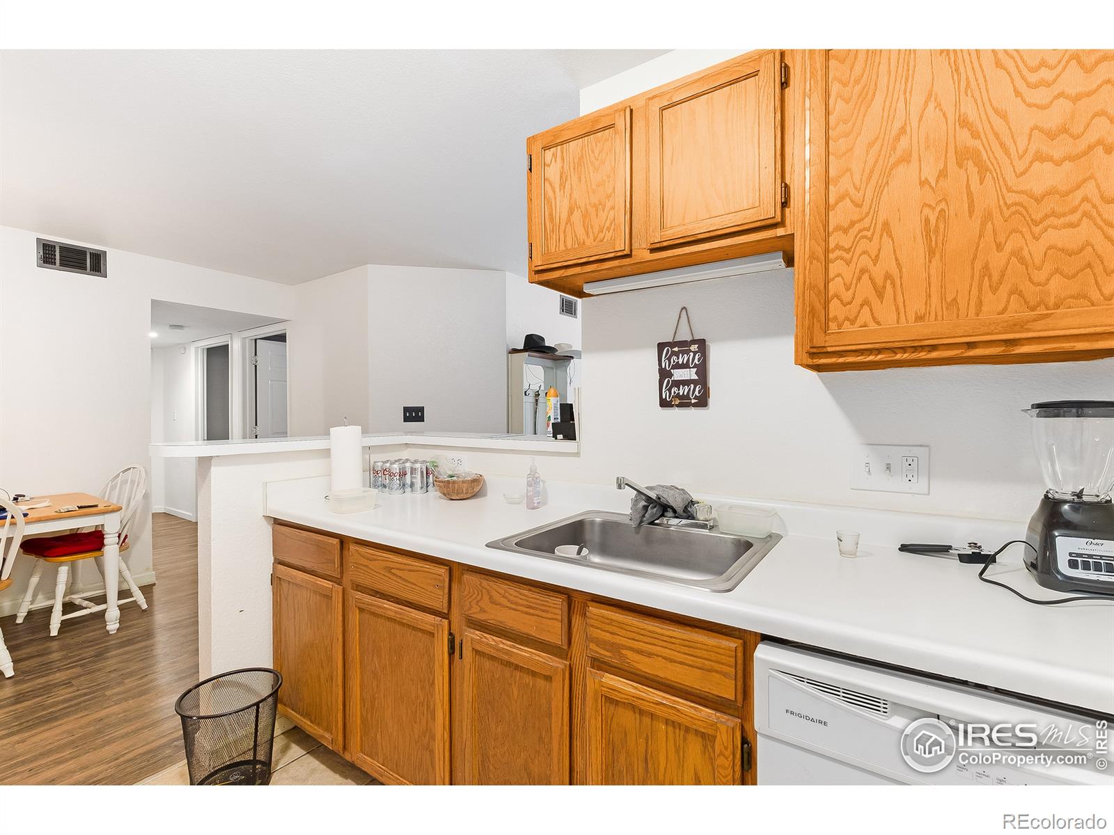 MLS Image #5 for 2856  17th avenue,greeley, Colorado