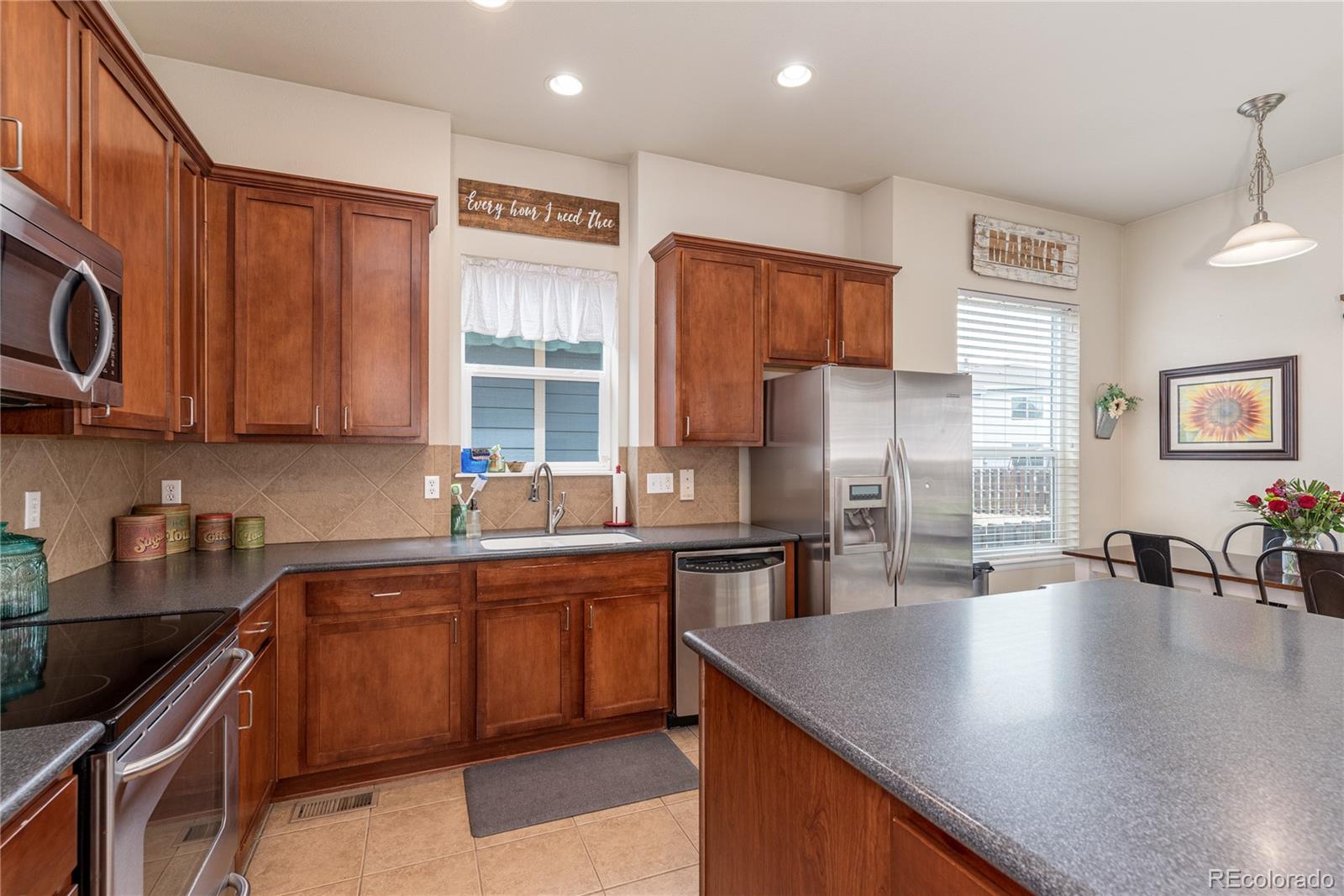 MLS Image #10 for 10648  ursula way,commerce city, Colorado