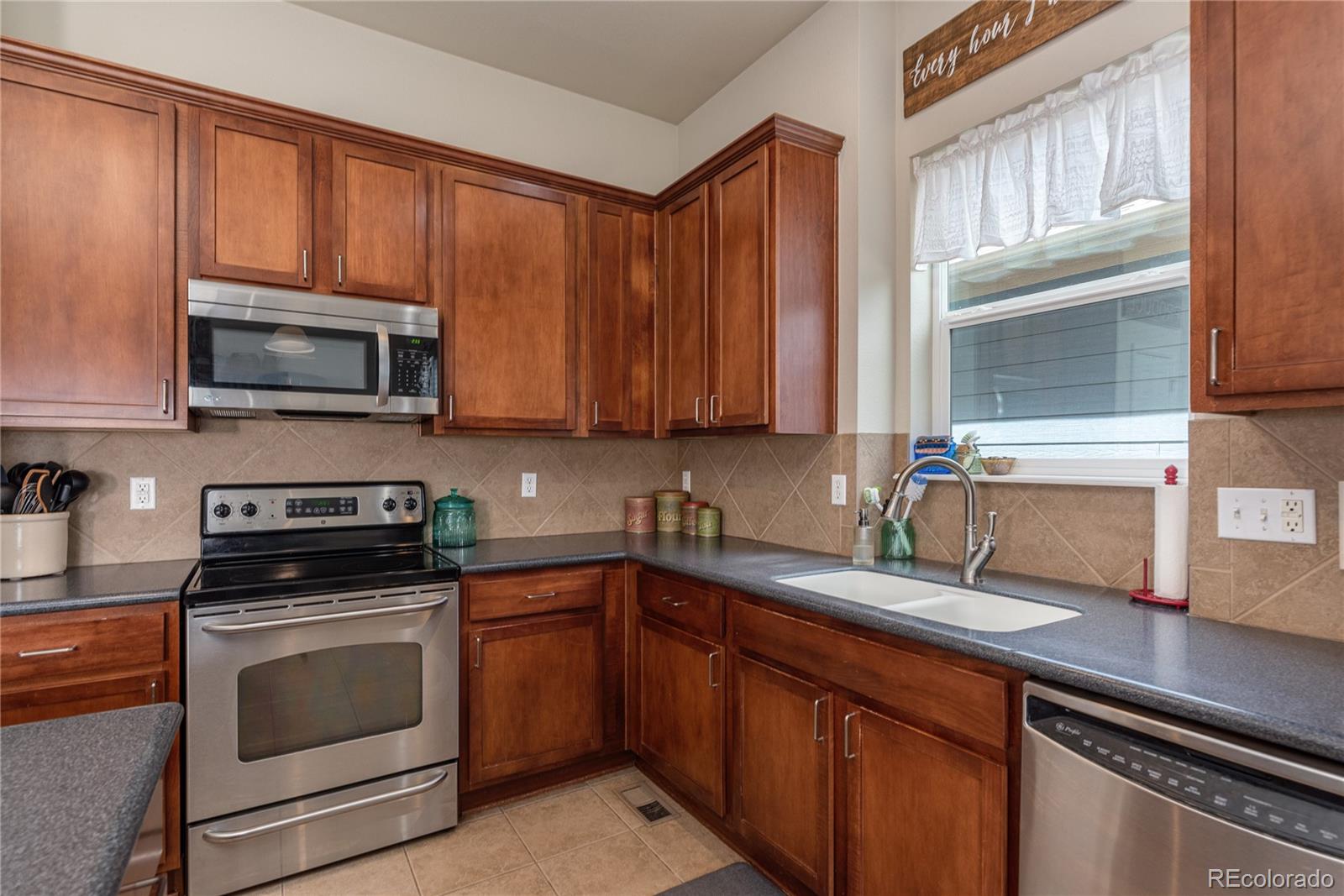 MLS Image #14 for 10648  ursula way,commerce city, Colorado