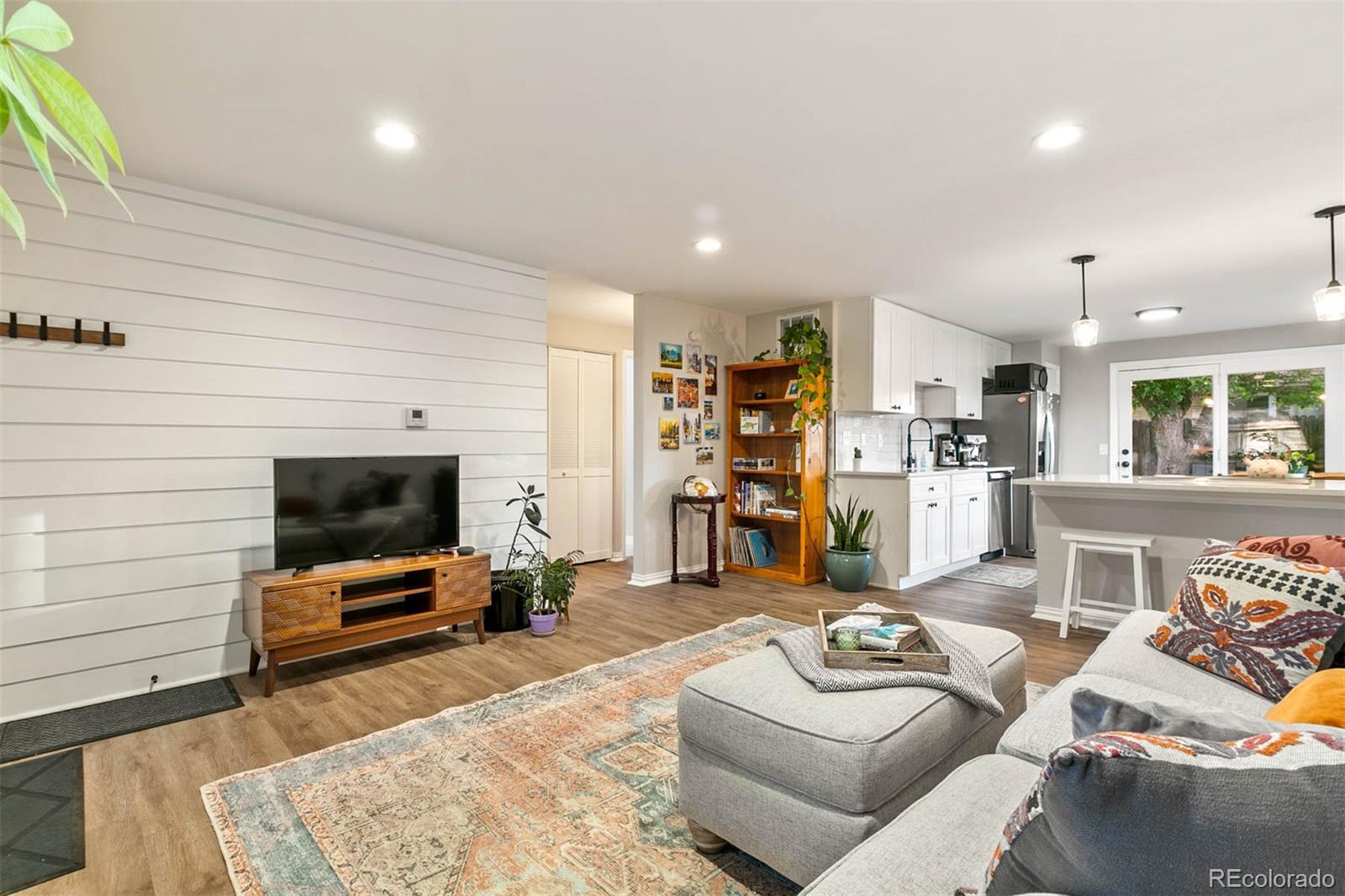 MLS Image #7 for 10356 w 59th place,arvada, Colorado