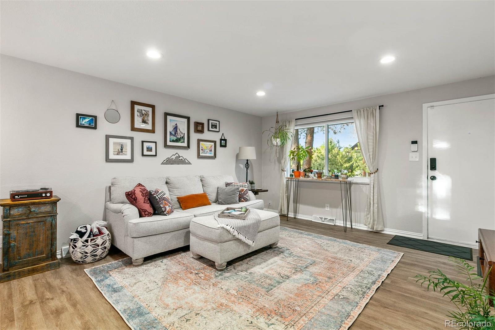 MLS Image #8 for 10356 w 59th place,arvada, Colorado