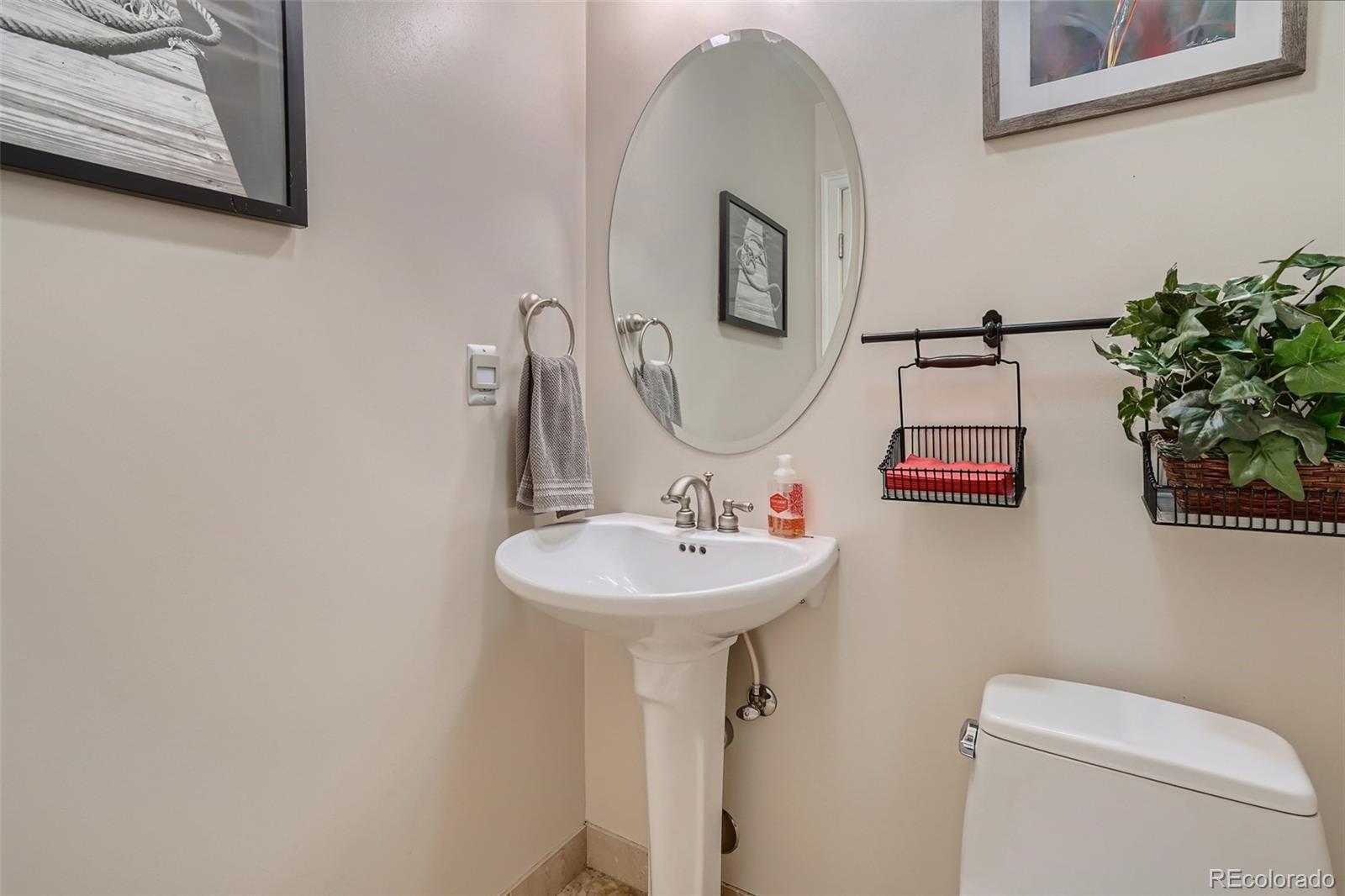 MLS Image #14 for 1827 n grant street,denver, Colorado