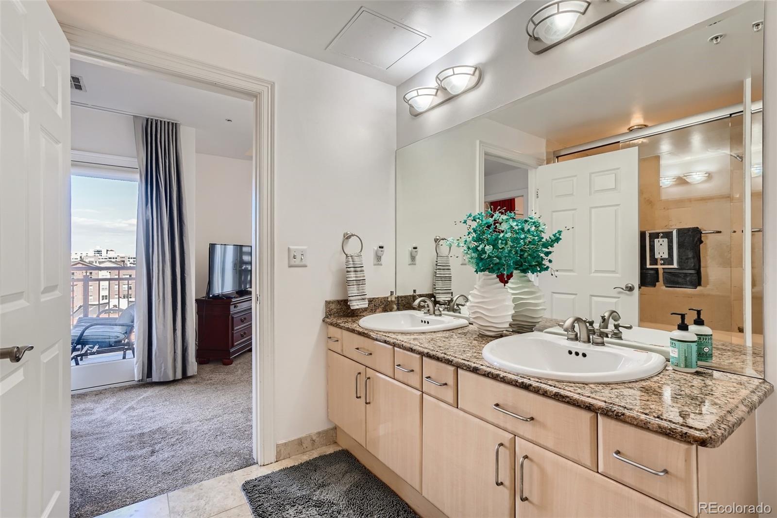 MLS Image #21 for 1827 n grant street,denver, Colorado