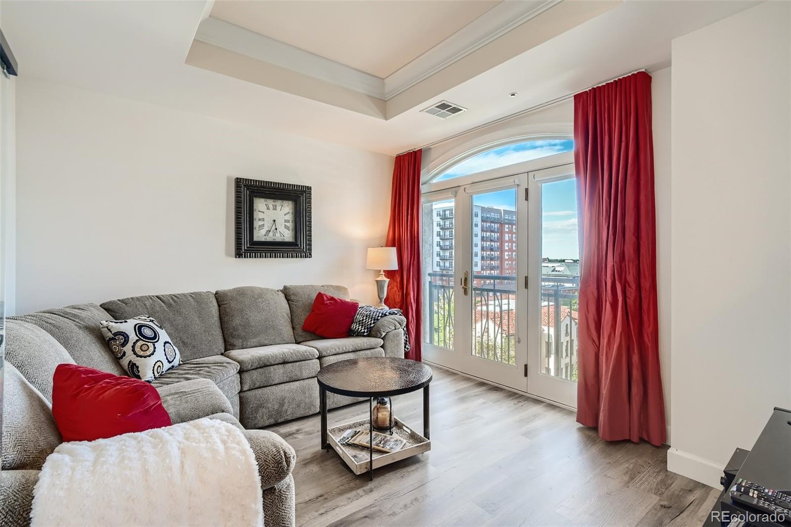 MLS Image #3 for 1827 n grant street,denver, Colorado