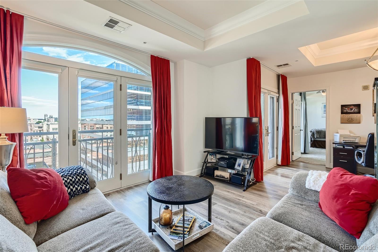MLS Image #4 for 1827 n grant street,denver, Colorado