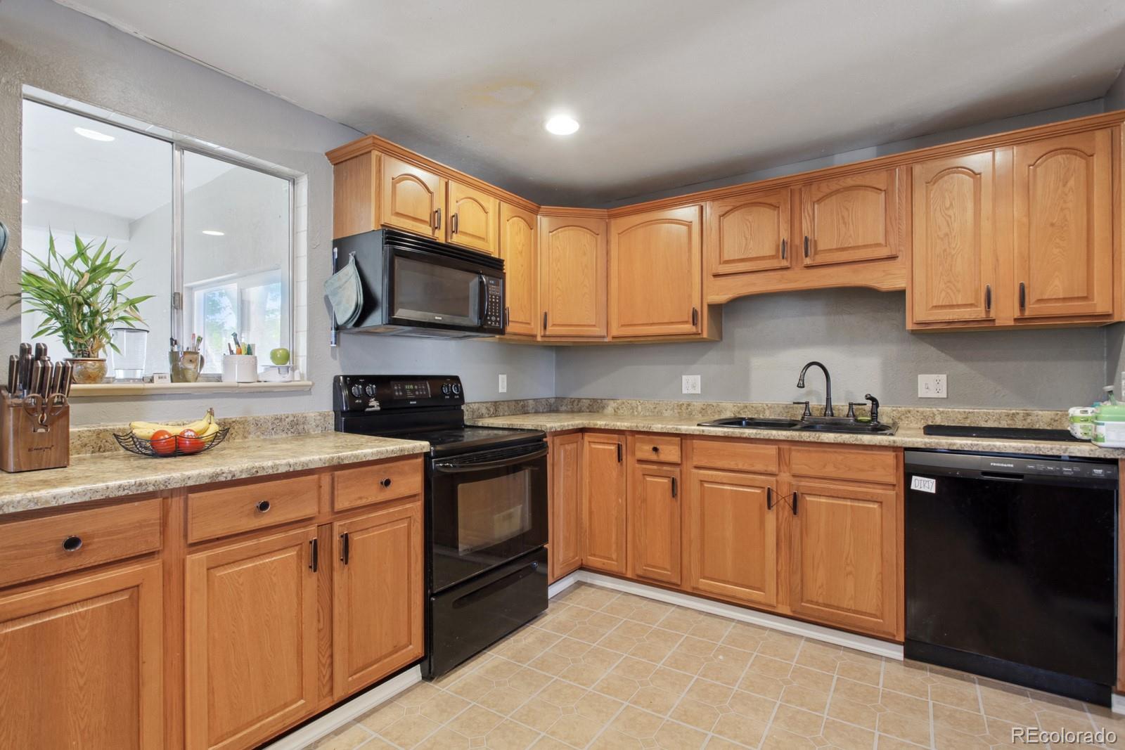 MLS Image #8 for 1386 w 101st place,northglenn, Colorado