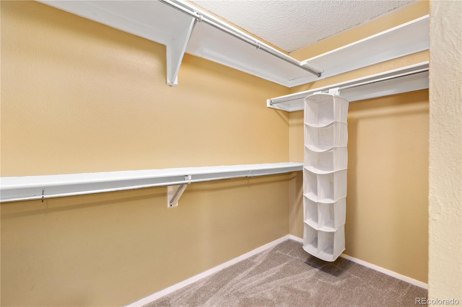 MLS Image #15 for 2306 s troy ,aurora, Colorado