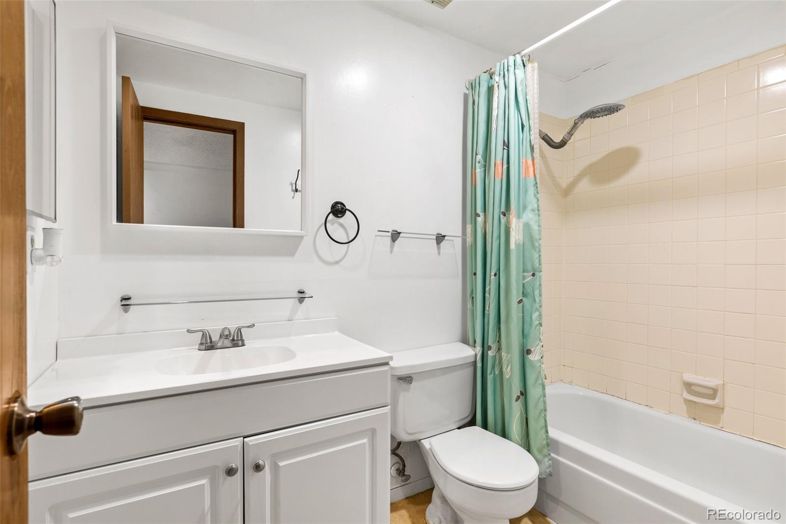 MLS Image #21 for 2306 s troy ,aurora, Colorado