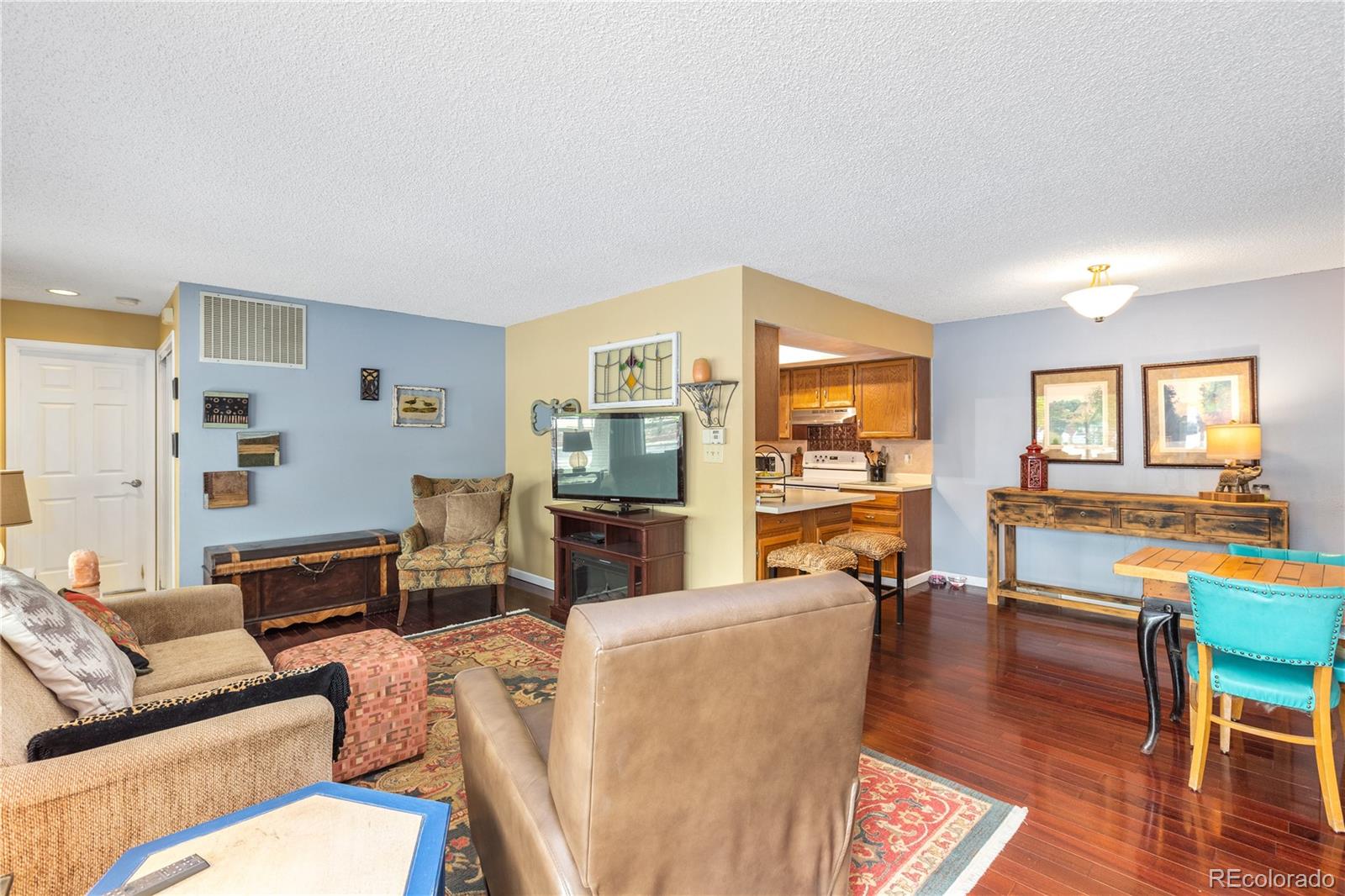 MLS Image #4 for 2306 s troy ,aurora, Colorado
