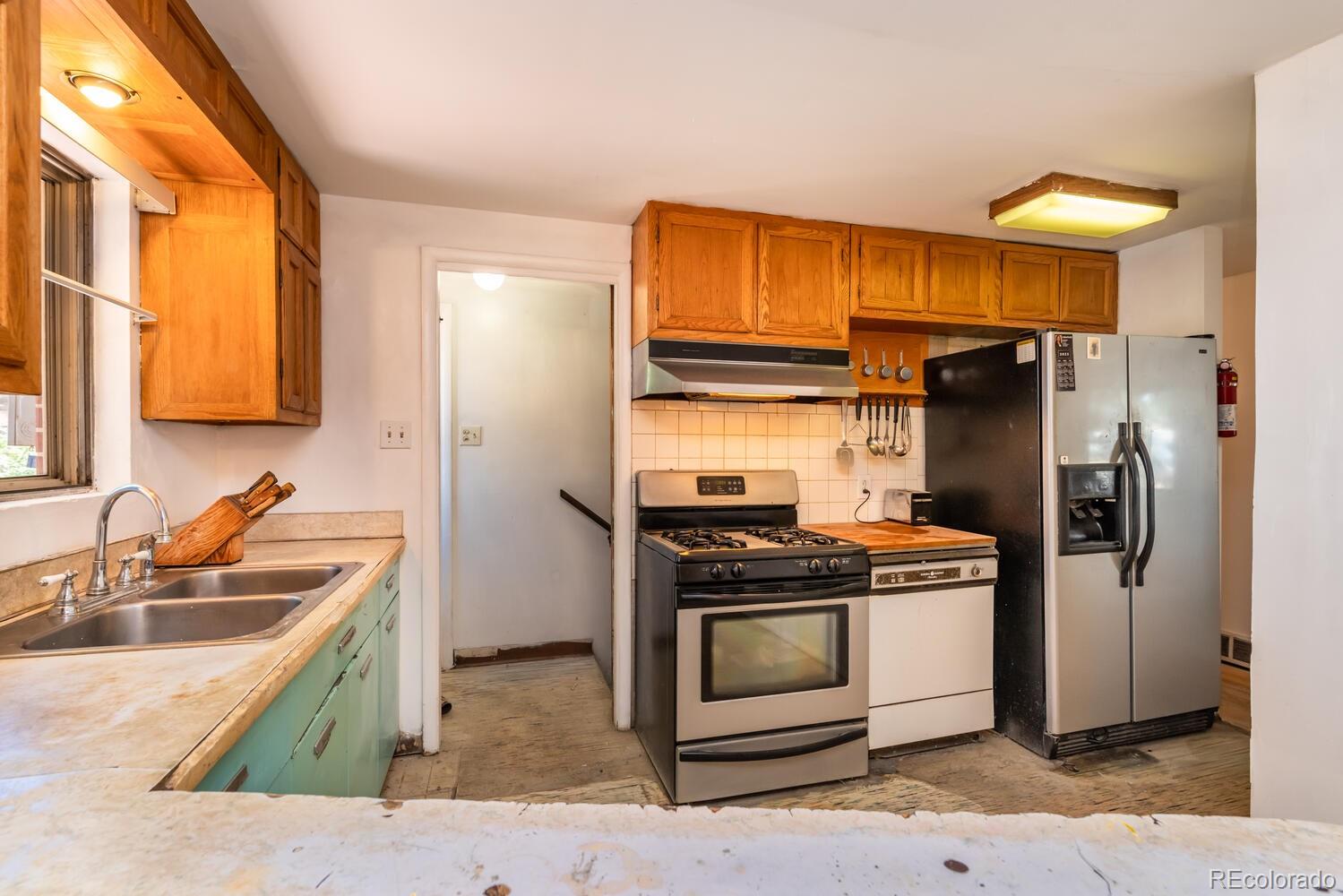 MLS Image #11 for 8360  quivira drive,denver, Colorado