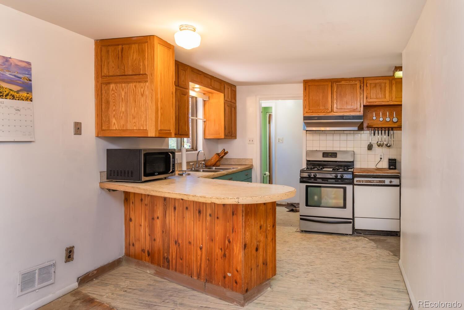 MLS Image #8 for 8360  quivira drive,denver, Colorado