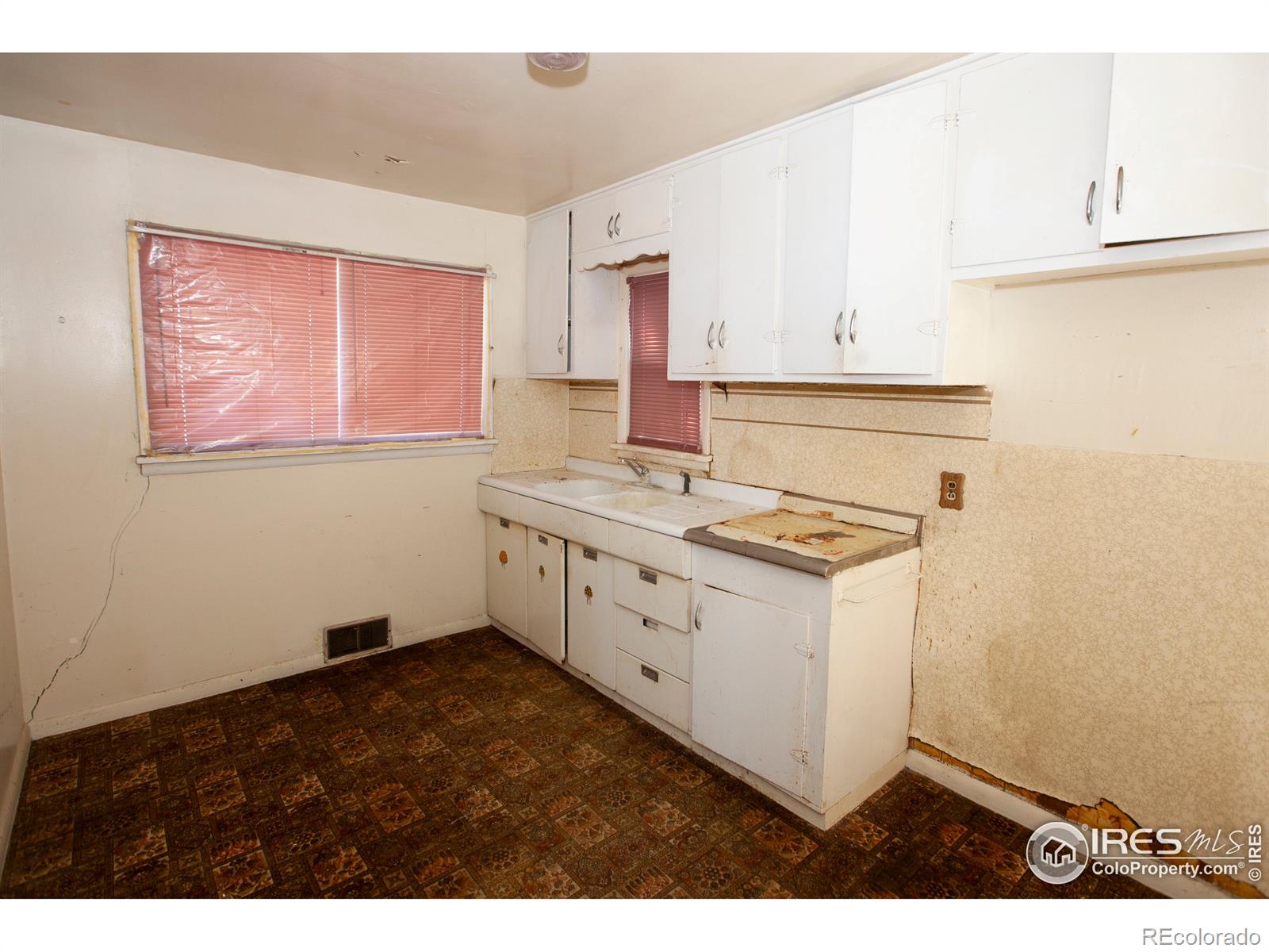 MLS Image #6 for 420  clark street,sterling, Colorado