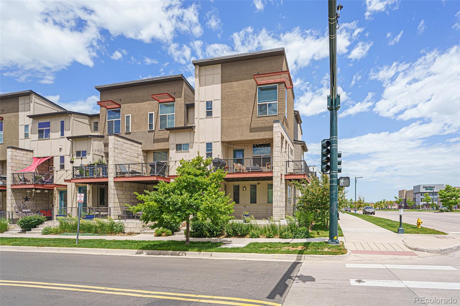 MLS Image #22 for 9097 e 50th avenue,denver, Colorado