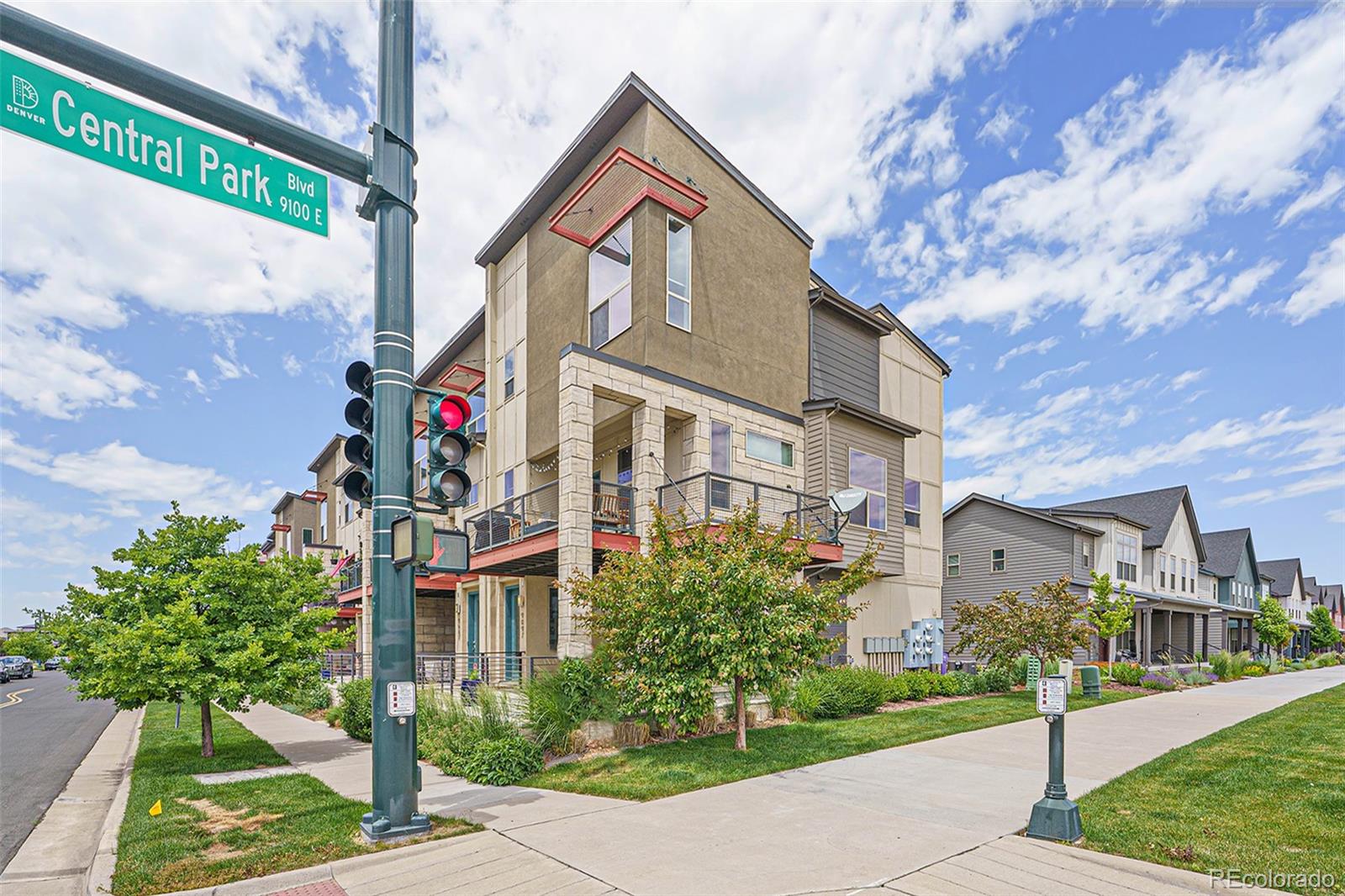 MLS Image #23 for 9097 e 50th avenue,denver, Colorado