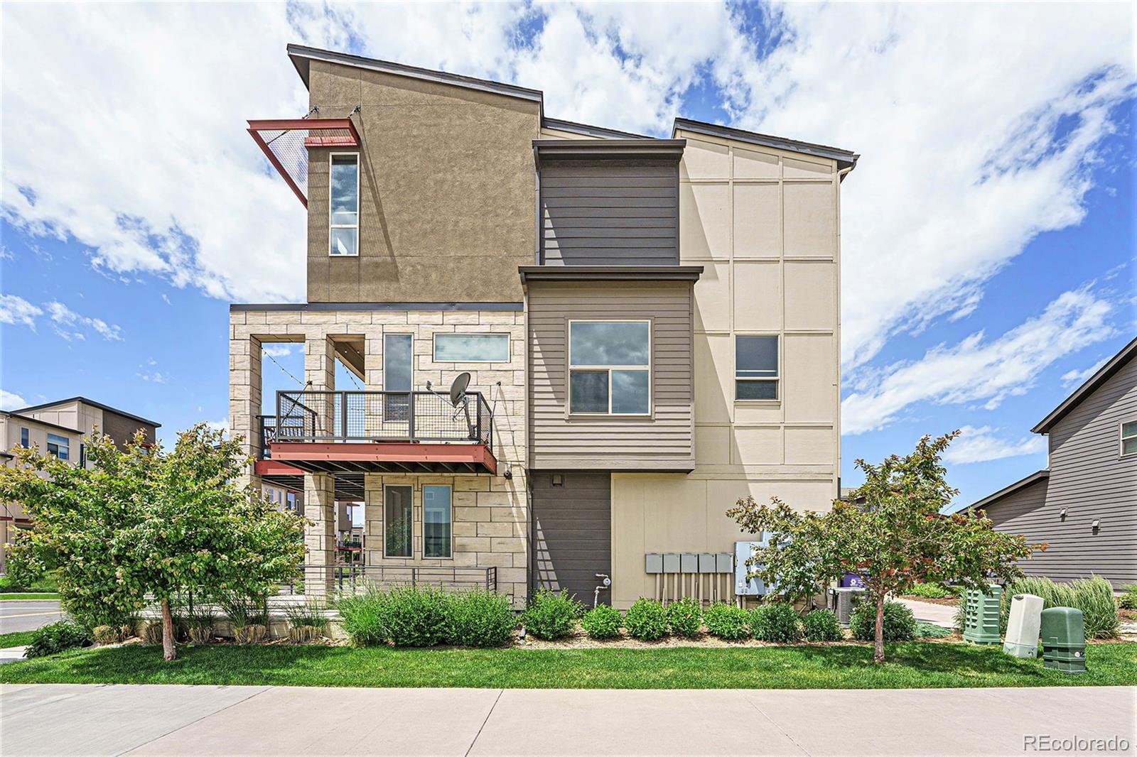 MLS Image #24 for 9097 e 50th avenue,denver, Colorado