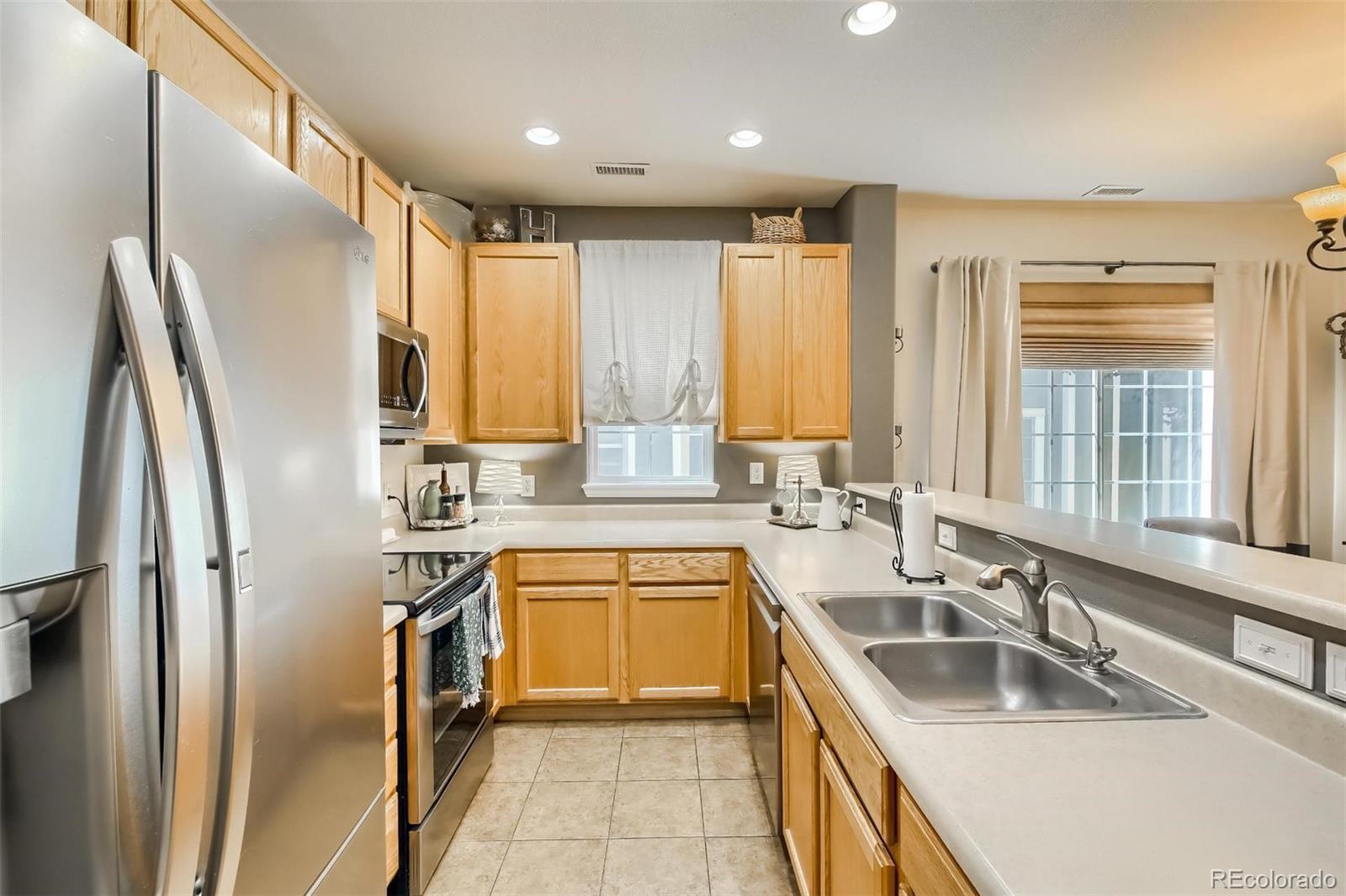 MLS Image #10 for 9460  carlyle park place,highlands ranch, Colorado