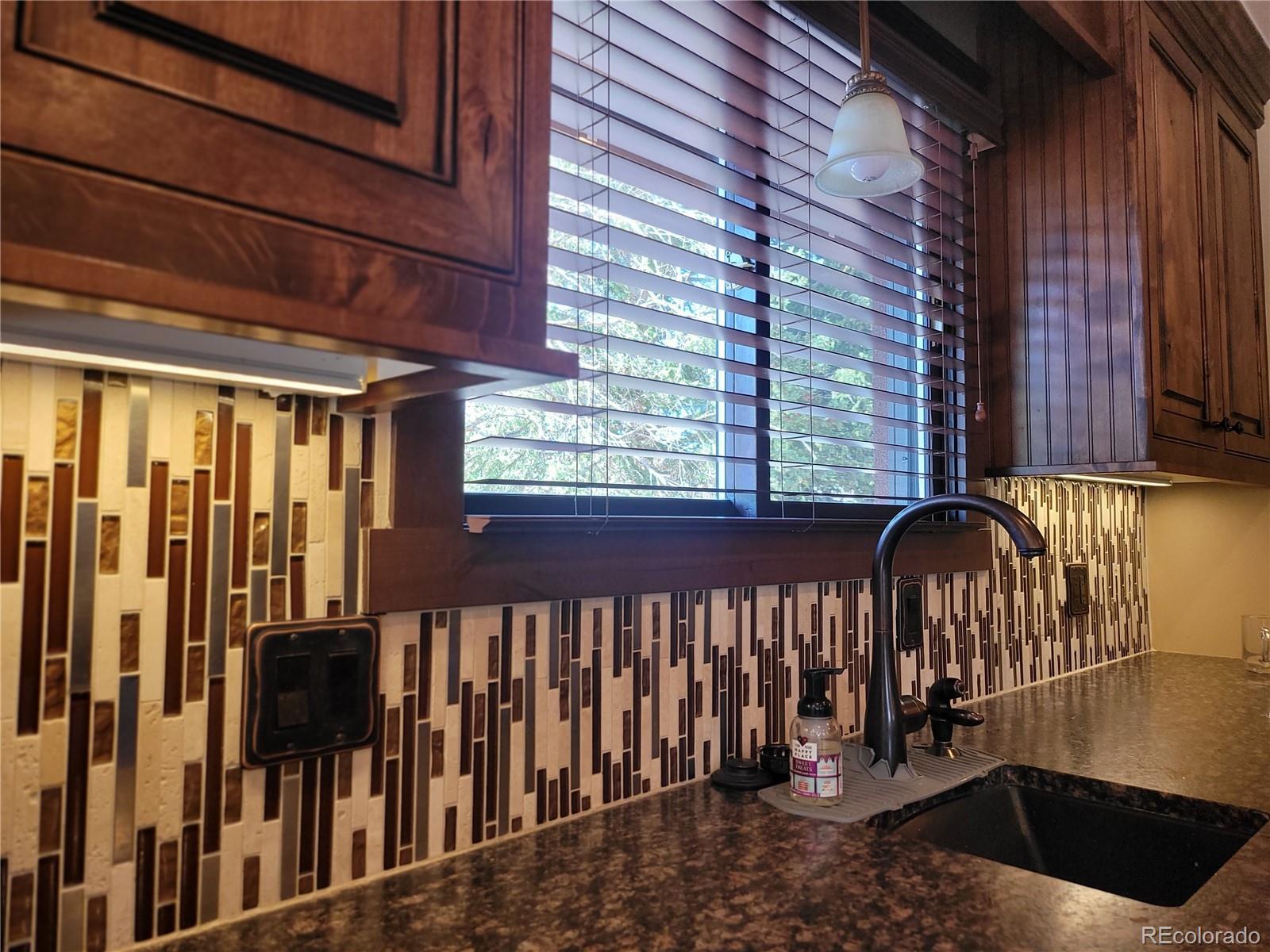 MLS Image #14 for 1104  g street,salida, Colorado