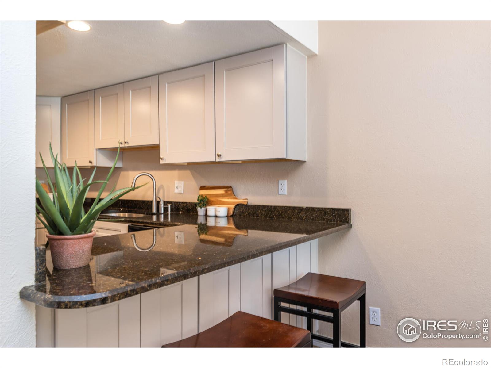 MLS Image #4 for 2960  glenwood drive,boulder, Colorado
