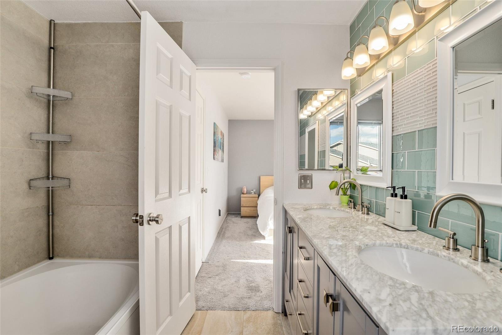 MLS Image #20 for 9610  mallard pond way,littleton, Colorado