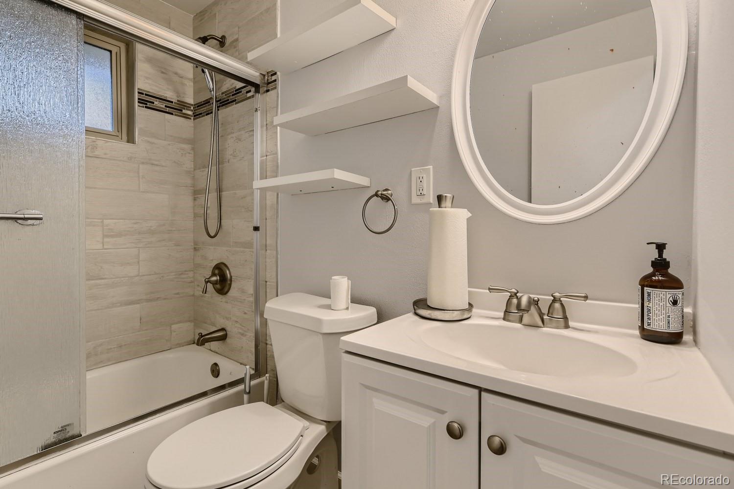 MLS Image #15 for 3329 s bryant street,sheridan, Colorado