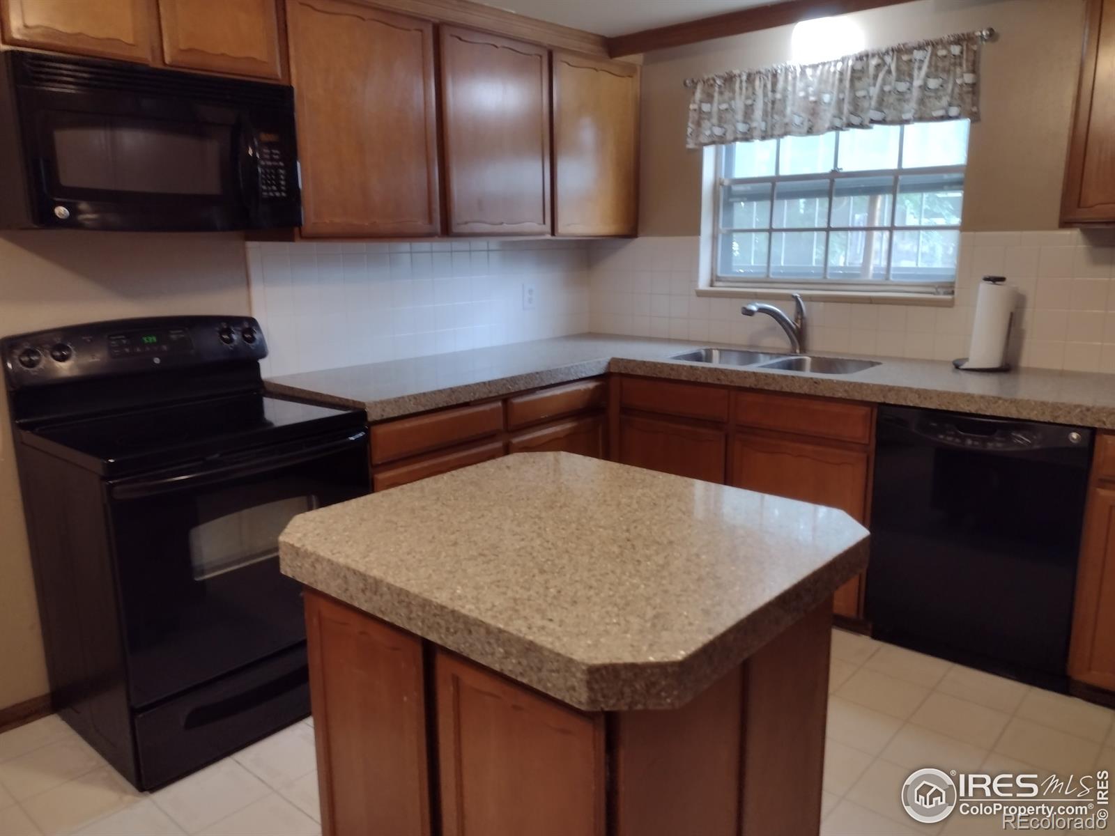 MLS Image #12 for 2386  crabtree drive,centennial, Colorado