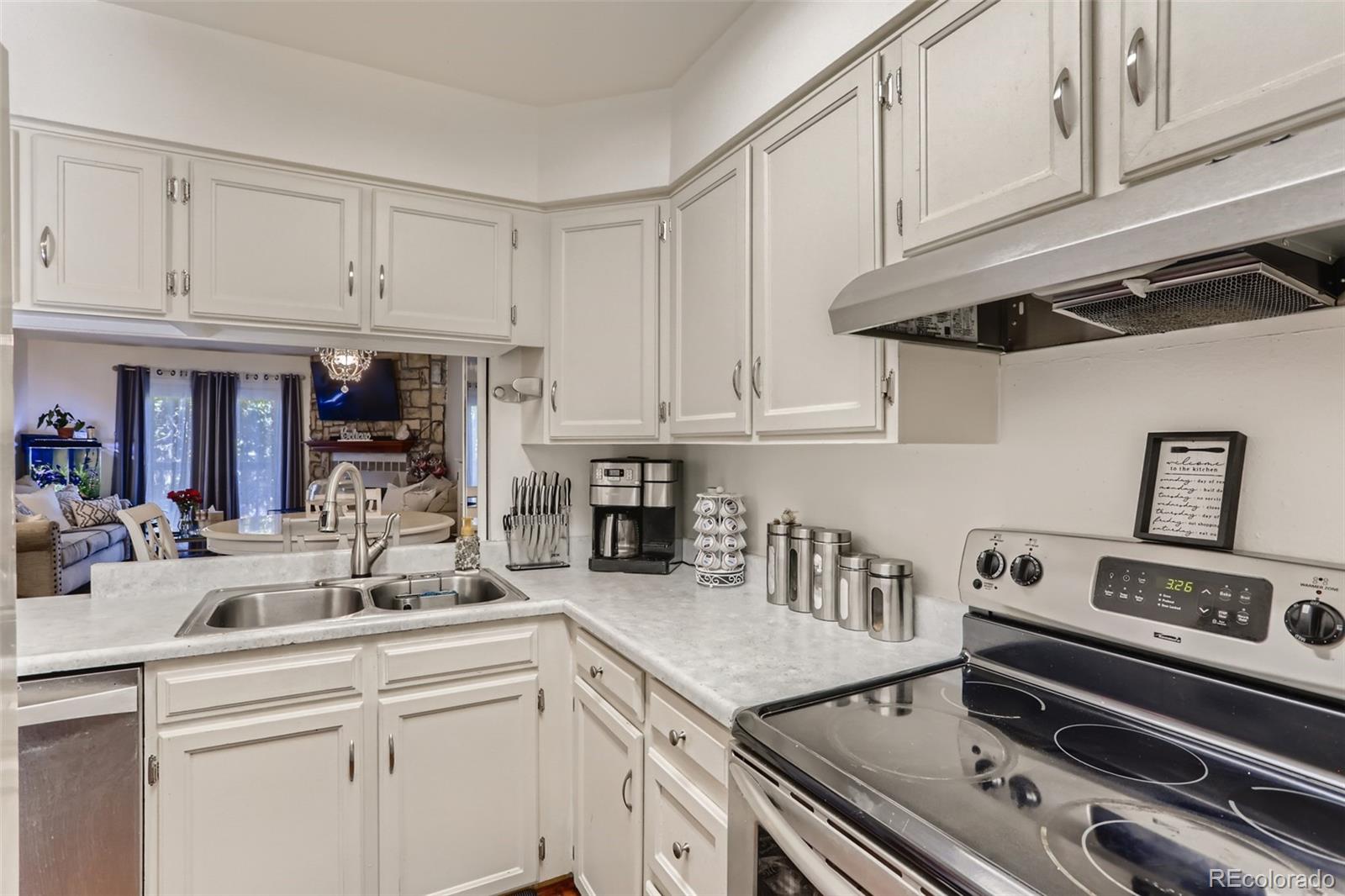 MLS Image #2 for 1324 s idalia street,aurora, Colorado
