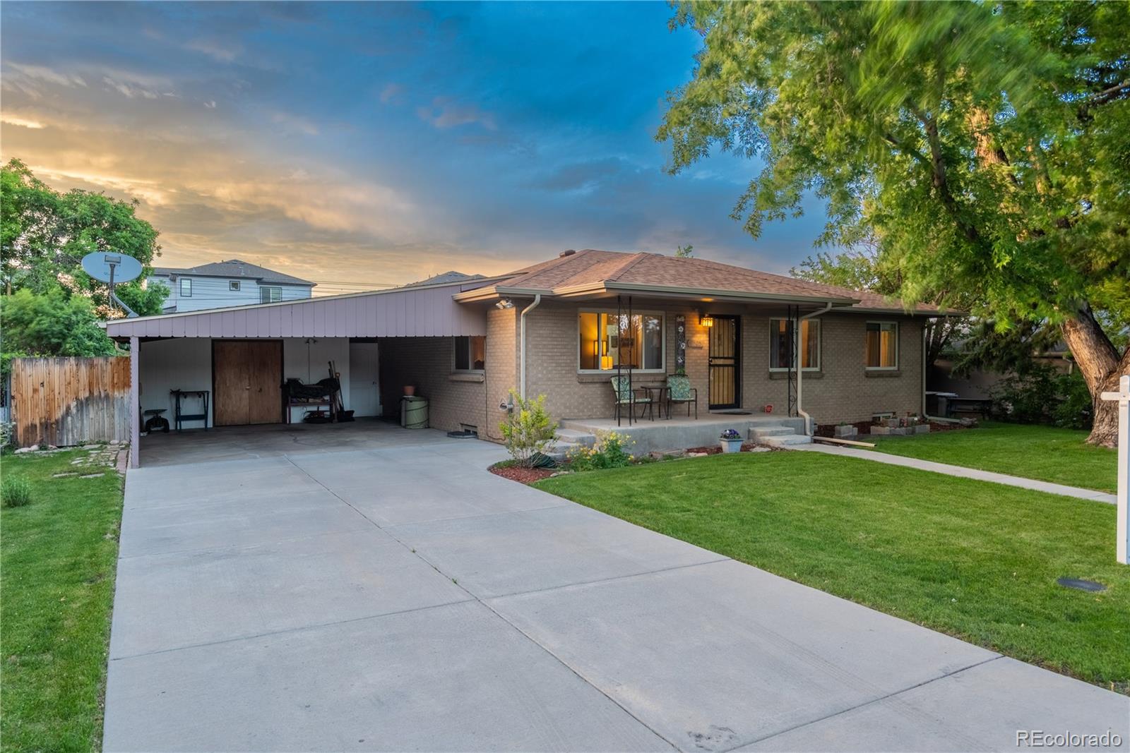 MLS Image #2 for 9505 w 12th place,lakewood, Colorado
