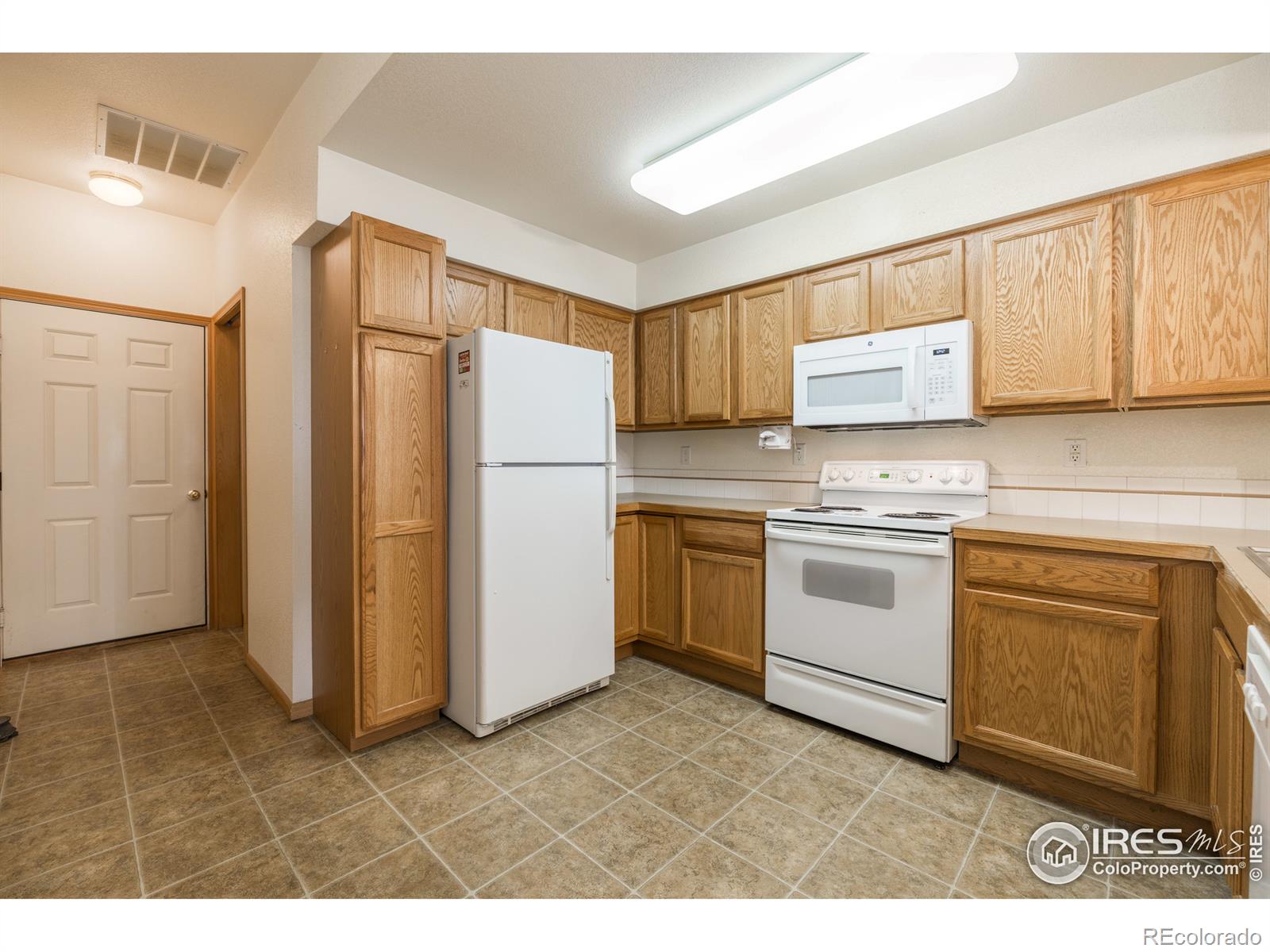 MLS Image #9 for 950  52nd ave ct,greeley, Colorado