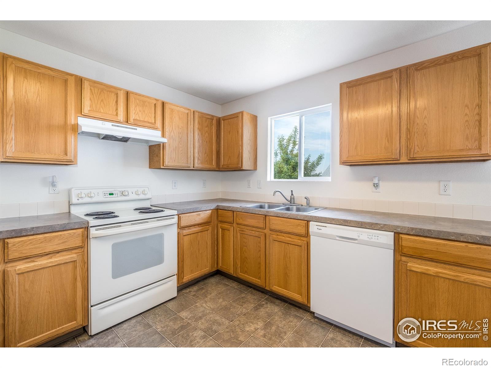 MLS Image #6 for 4148  la veta drive,loveland, Colorado