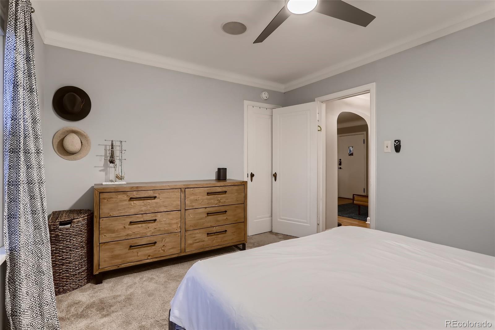 MLS Image #14 for 1738 s franklin street,denver, Colorado