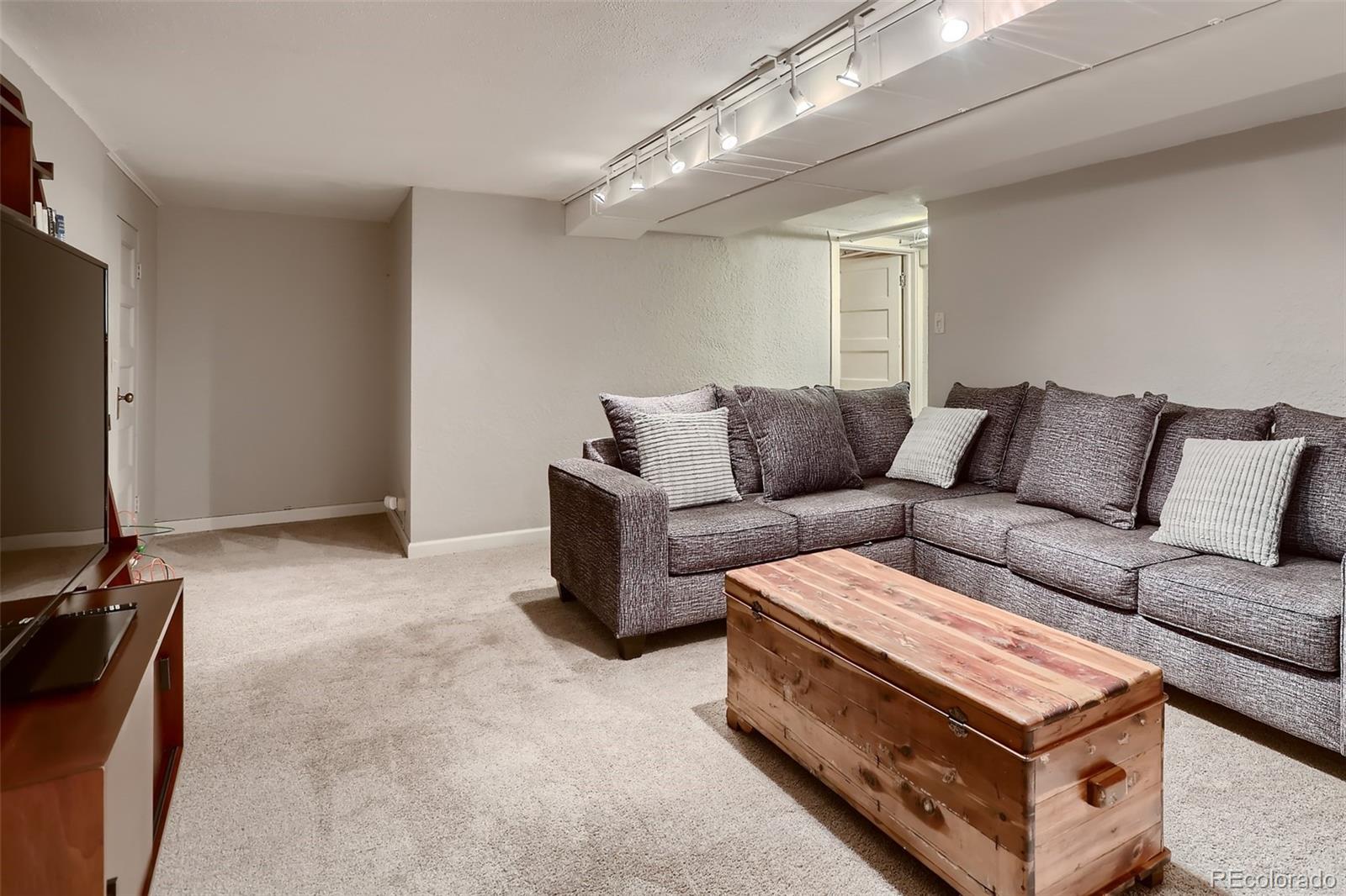 MLS Image #18 for 1738 s franklin street,denver, Colorado
