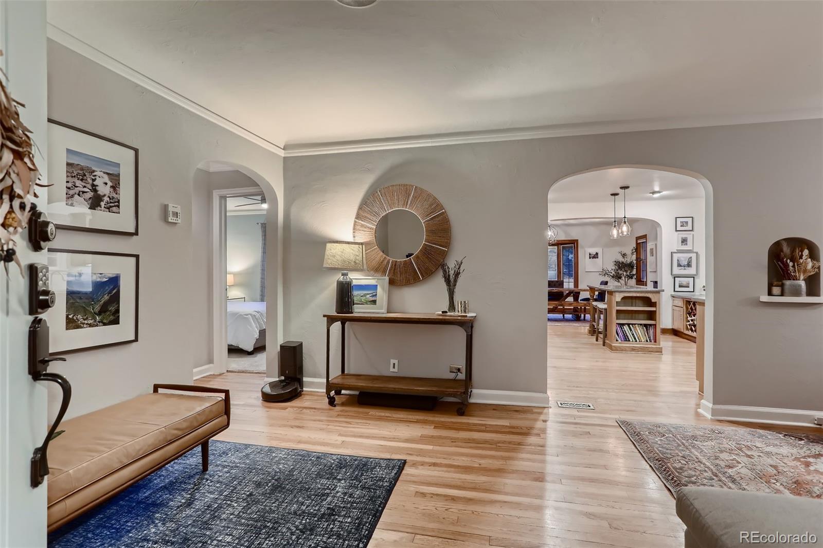 MLS Image #5 for 1738 s franklin street,denver, Colorado