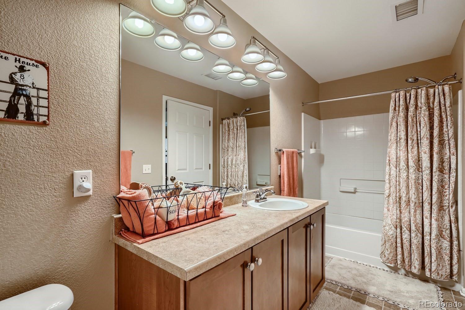 MLS Image #15 for 11959  riverstone circle,commerce city, Colorado