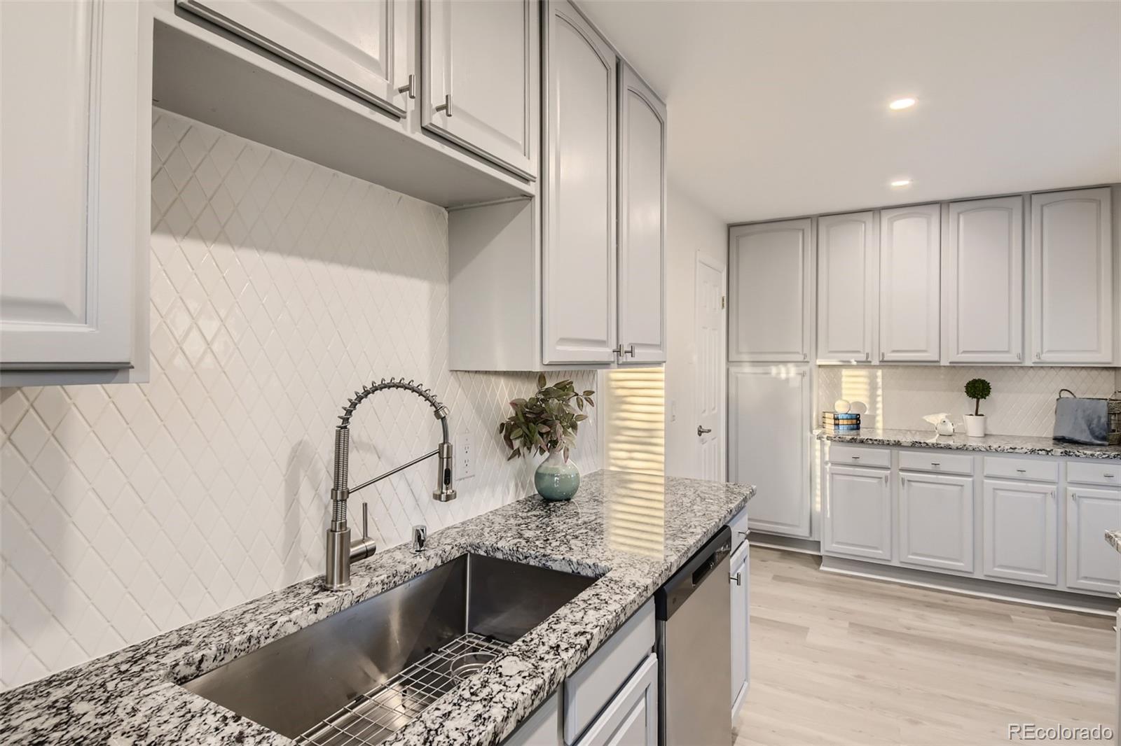MLS Image #1 for 1255 s monaco parkway,denver, Colorado